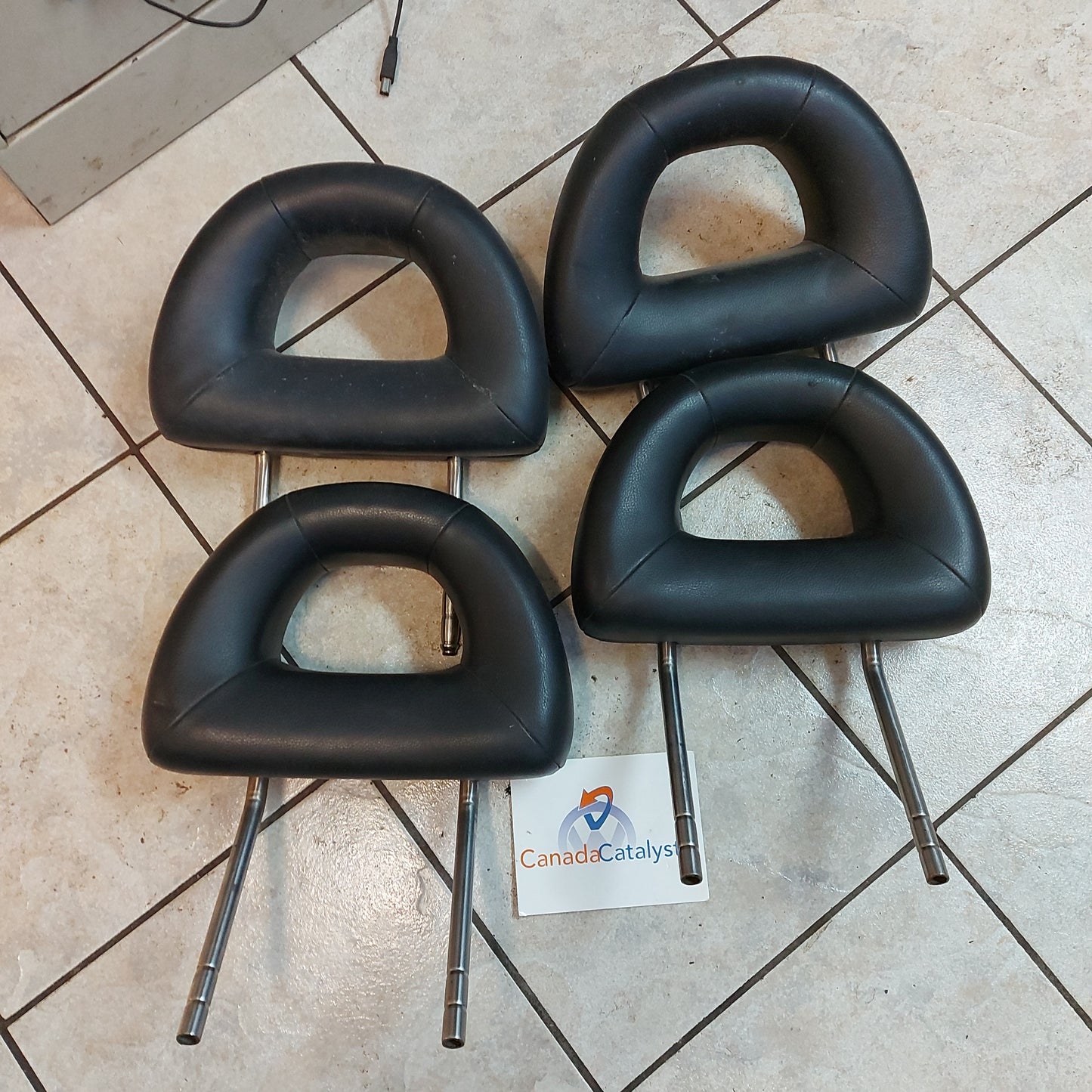 Beetle Black Leather Headrest - Set of 4