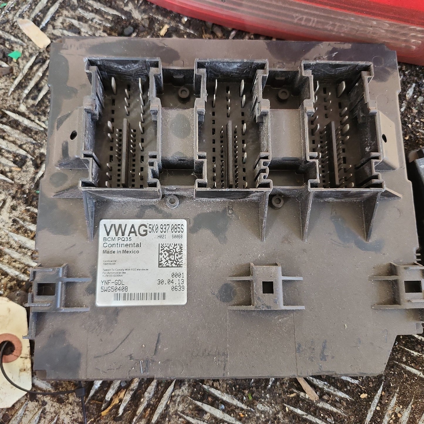 5K0937085S