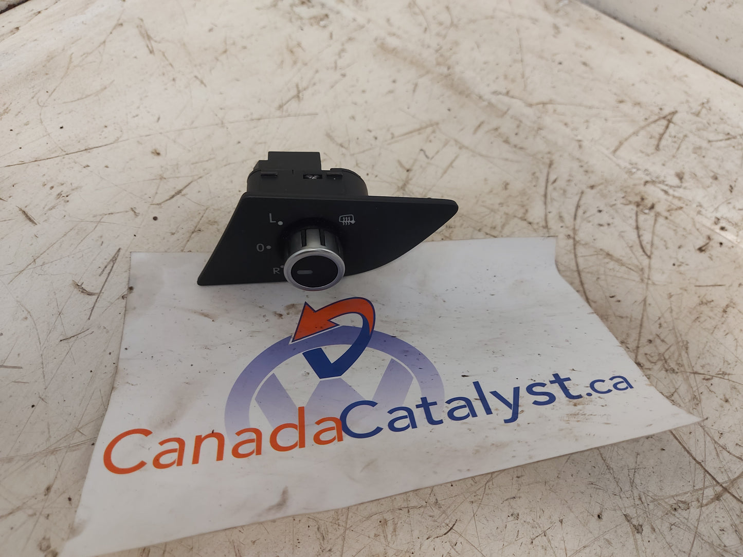 B7 Mirror Knob 561959565C