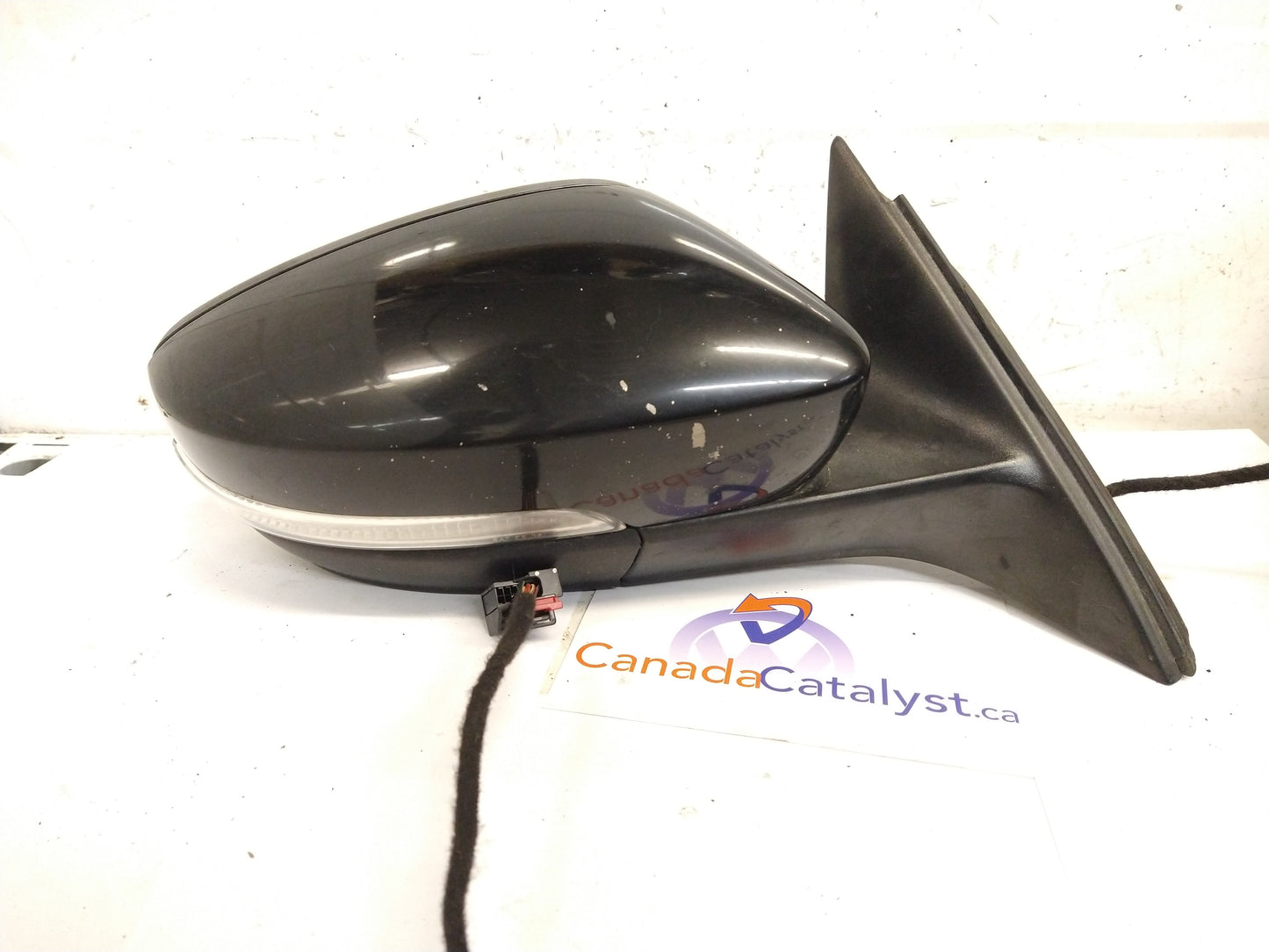 B7 Passenger Side Mirror L041