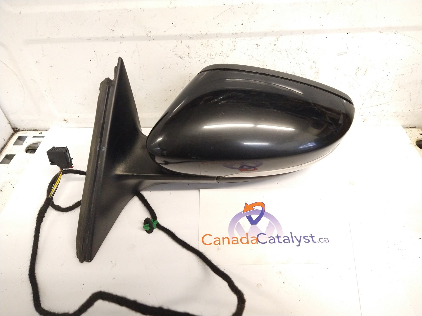 B7 Driver Side MIRROR L041