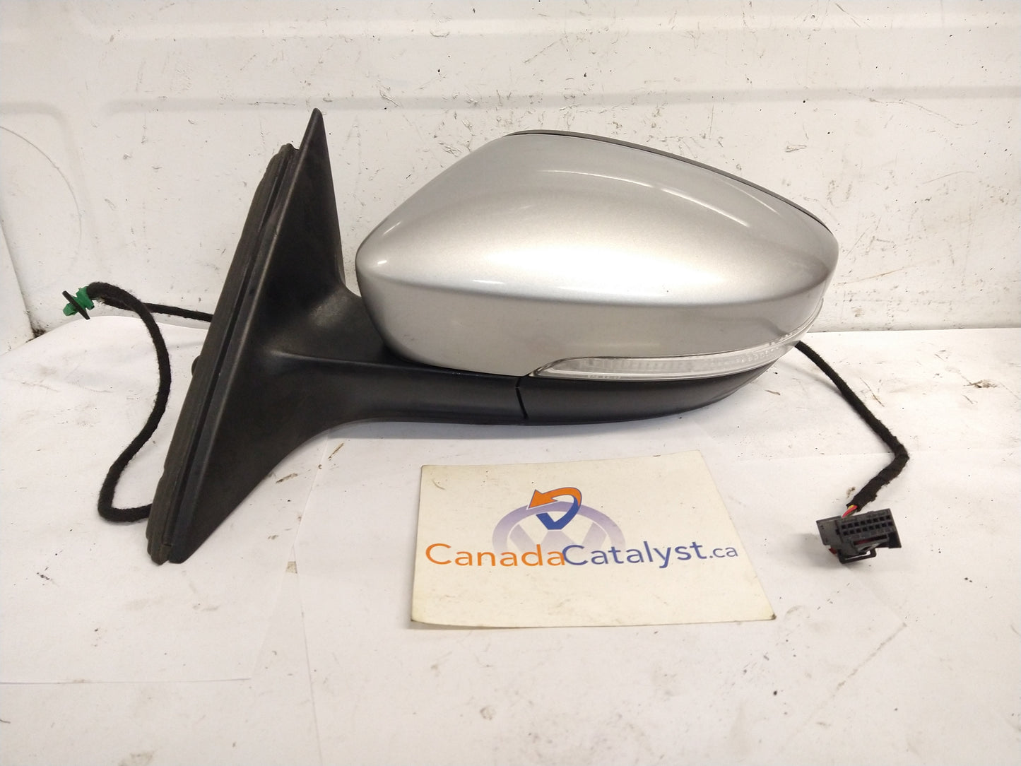 B7 Driver Side MIRROR LB7W