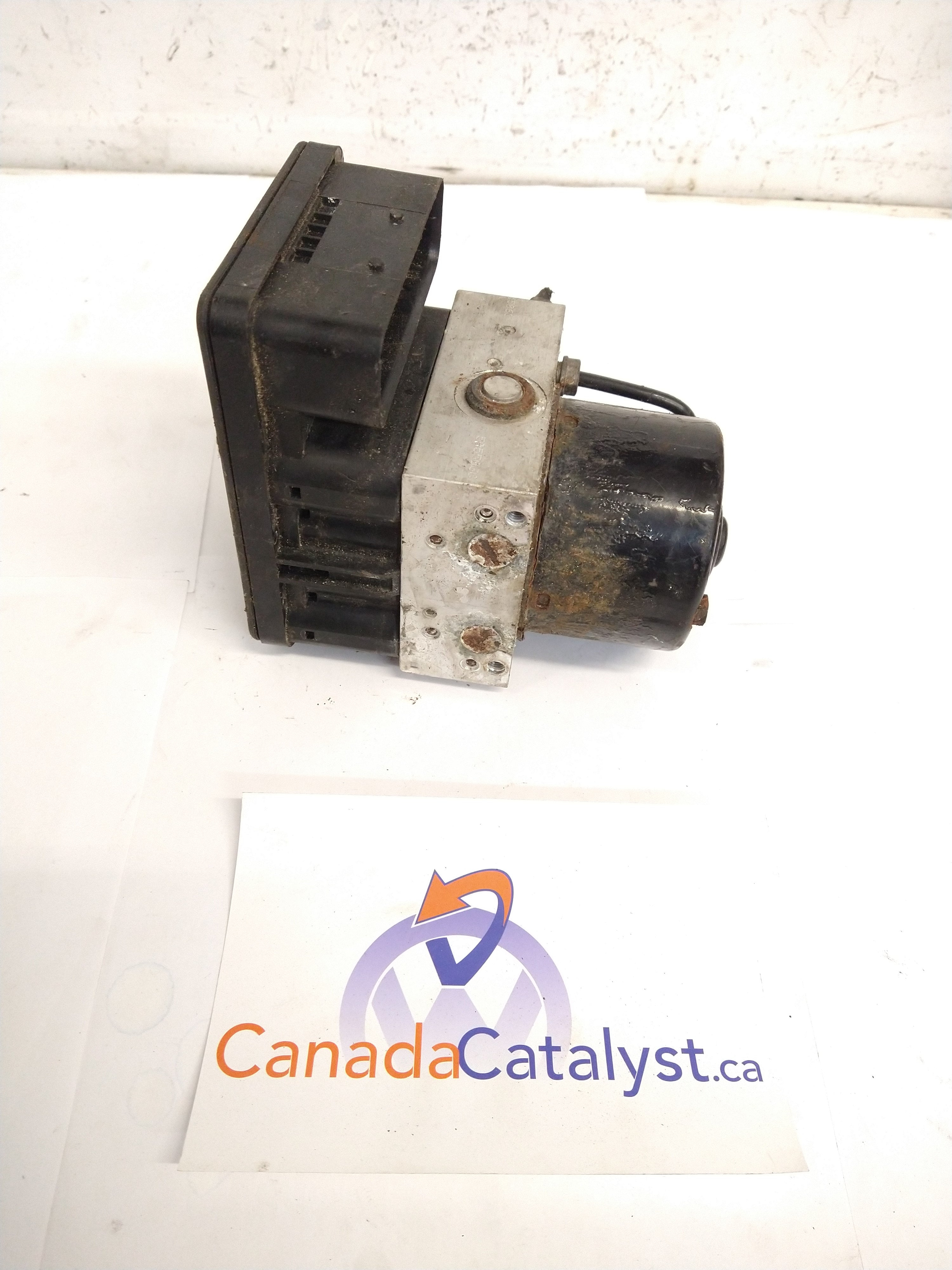 MK5 Golf ABS Module 1K0907379AA V DUB HUB