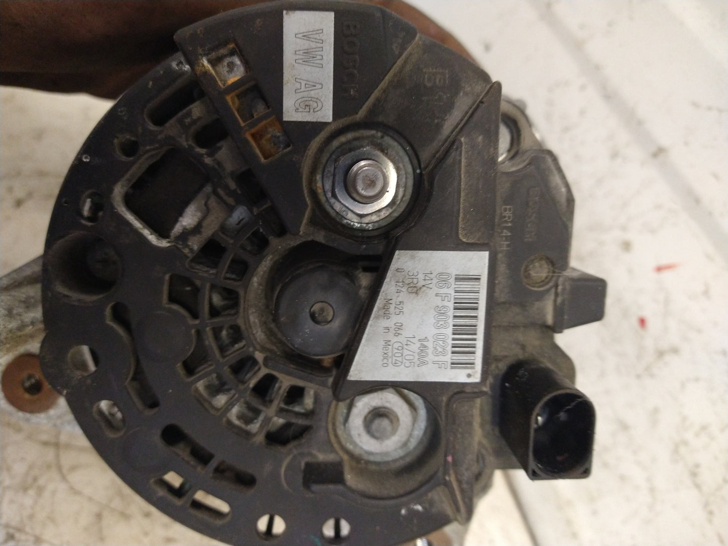 MK5 MK6 B6 Alternator Bosch 140 amp 06F903023F