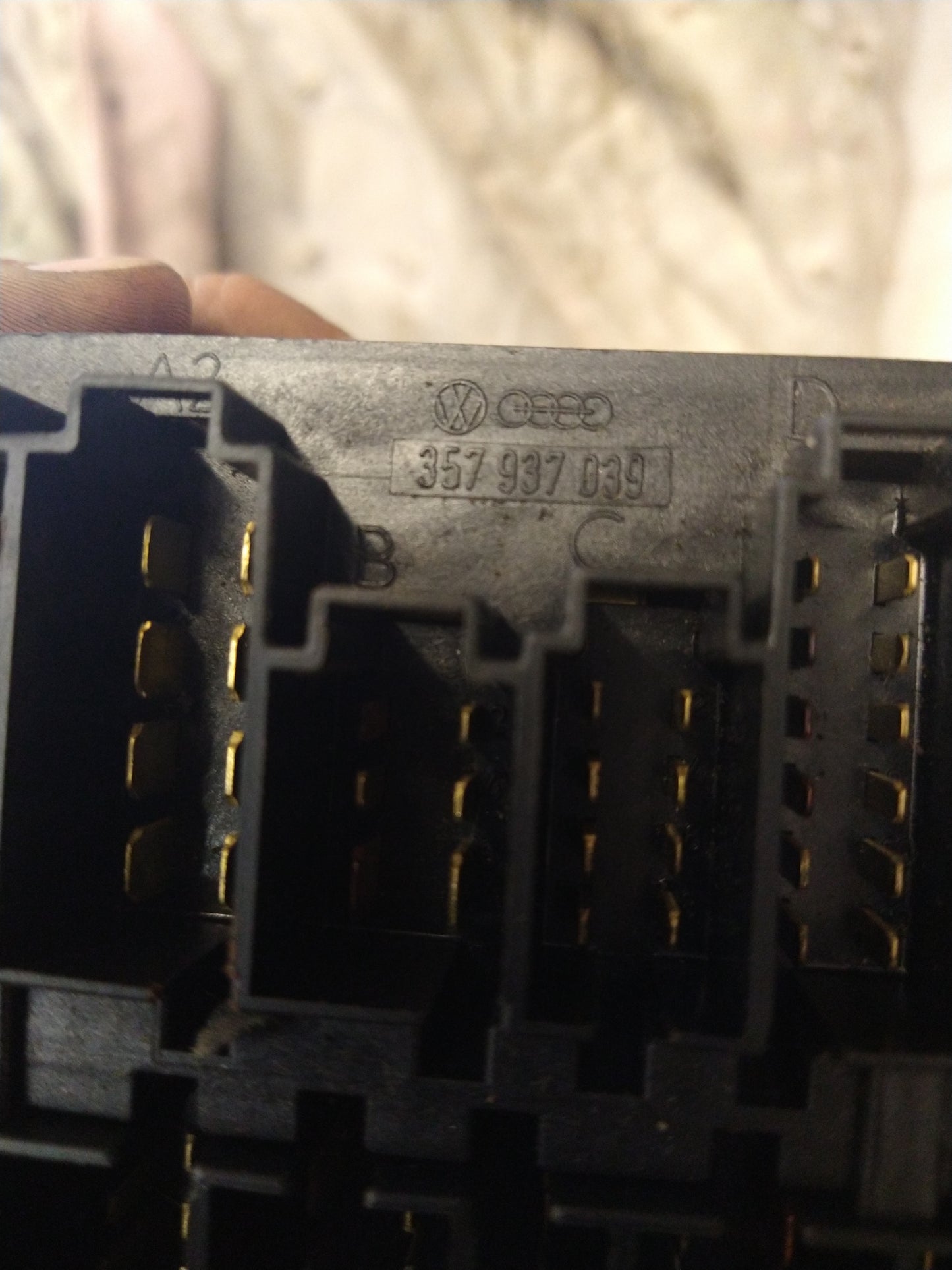 B3 B4 MK2 MK3 T4 Fuse PANEL 357937039