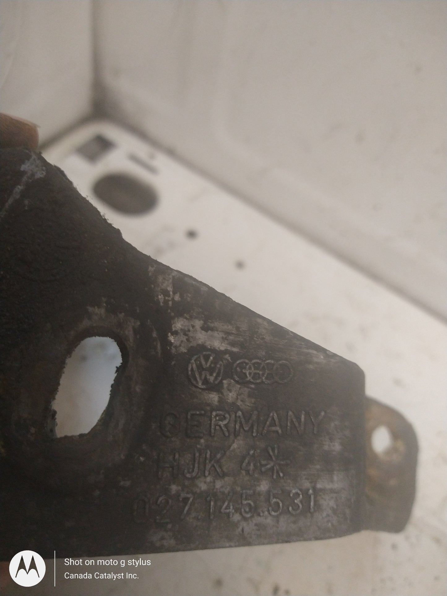 MK2 Power Steering BRACKET 027145531