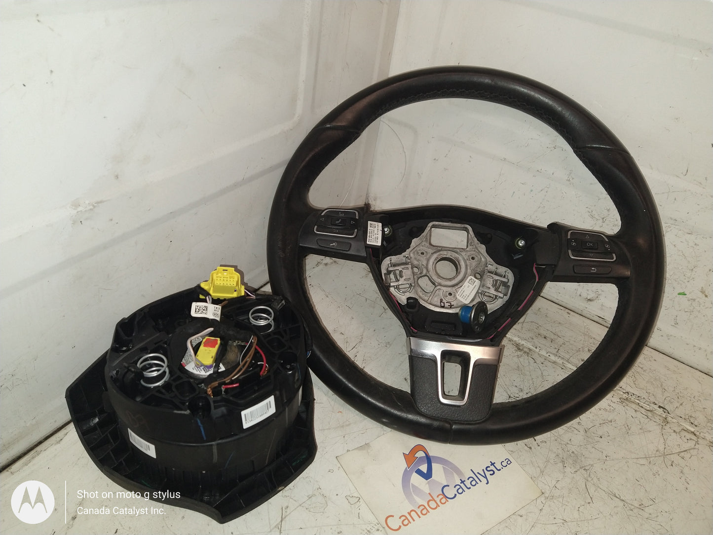 B7 STEERING WHEEL
