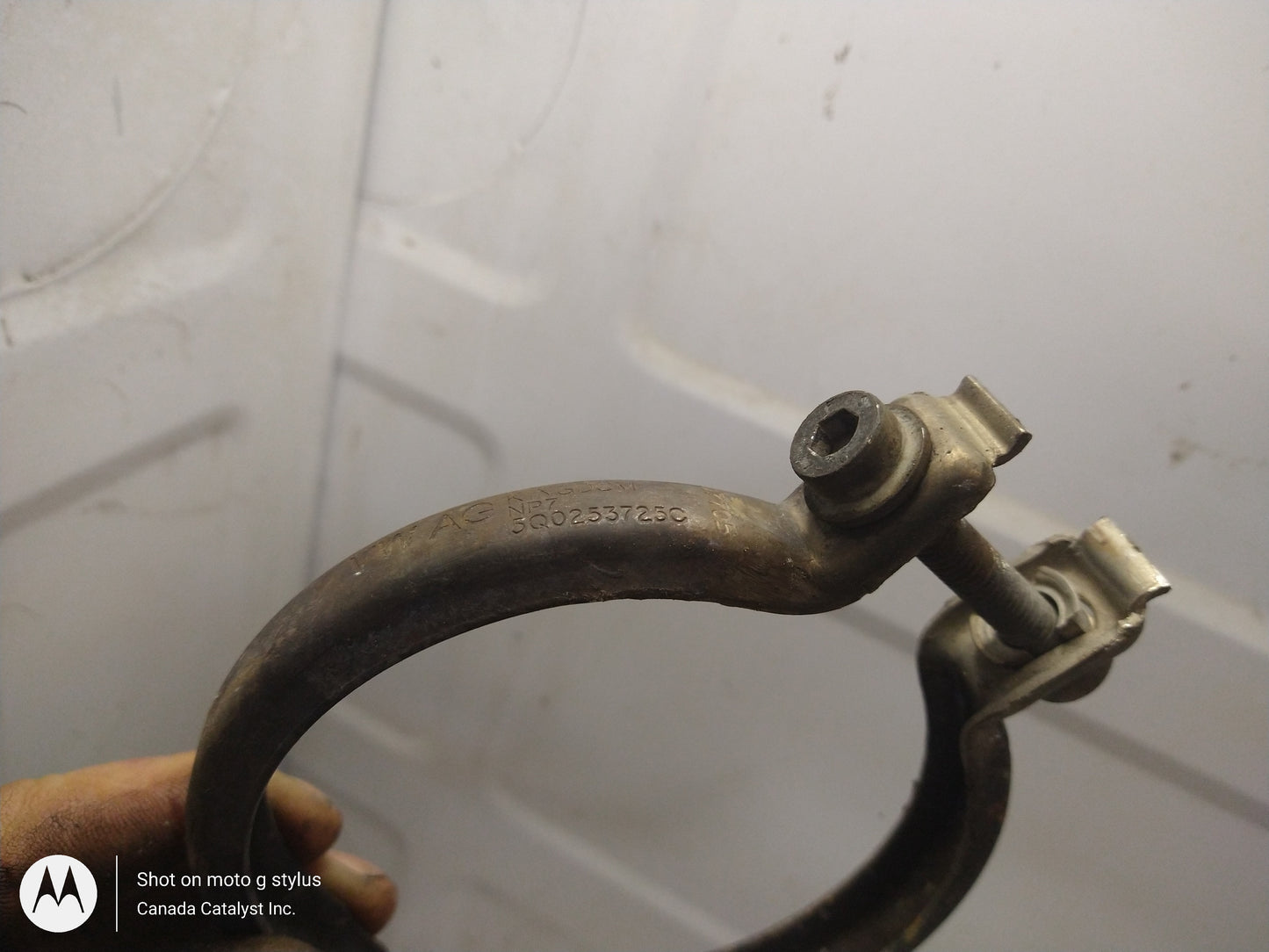 B7 MK6 Catalytic Converter Clamp 5Q0253725C
