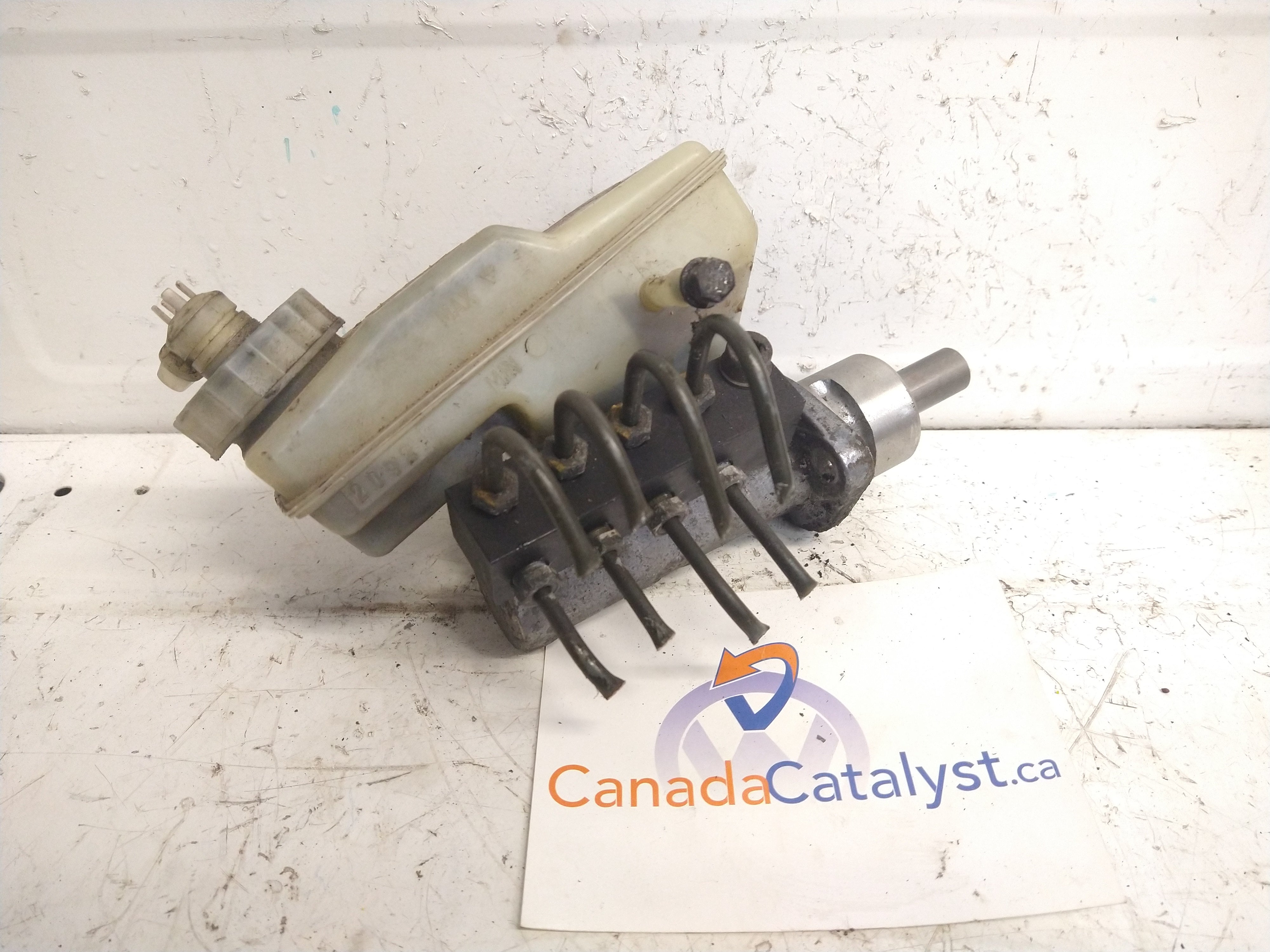 T4 Brake Master CYLINDER with ABS V DUB HUB