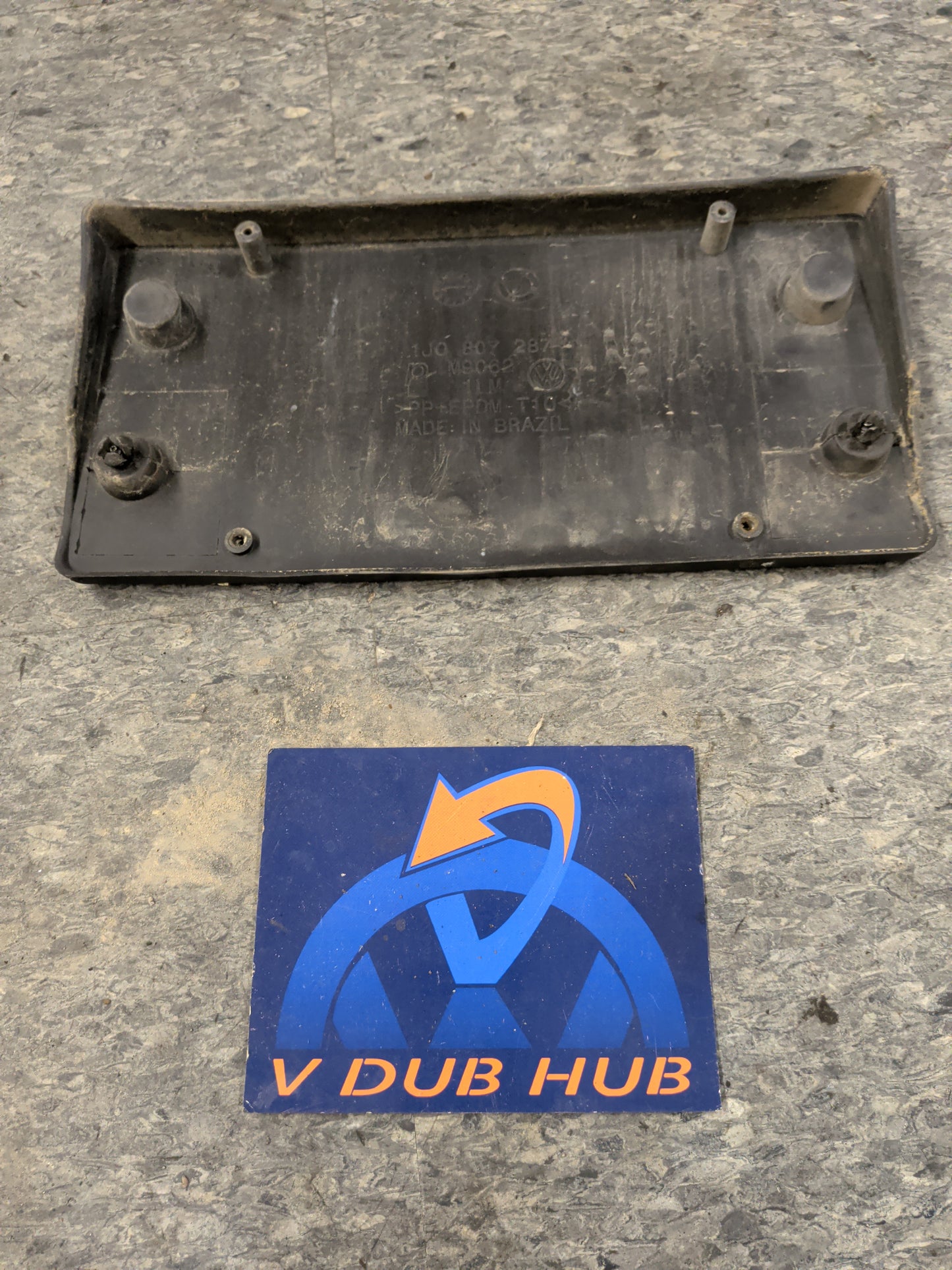 Mk4 bumper plate holder 1j0807287