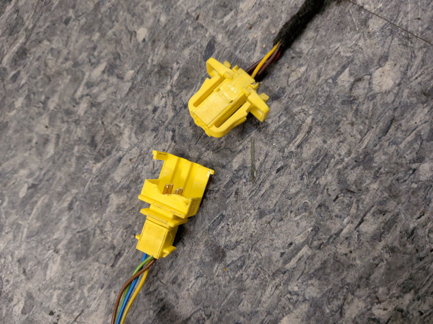 Mk4 2 door, 4 wire clasp