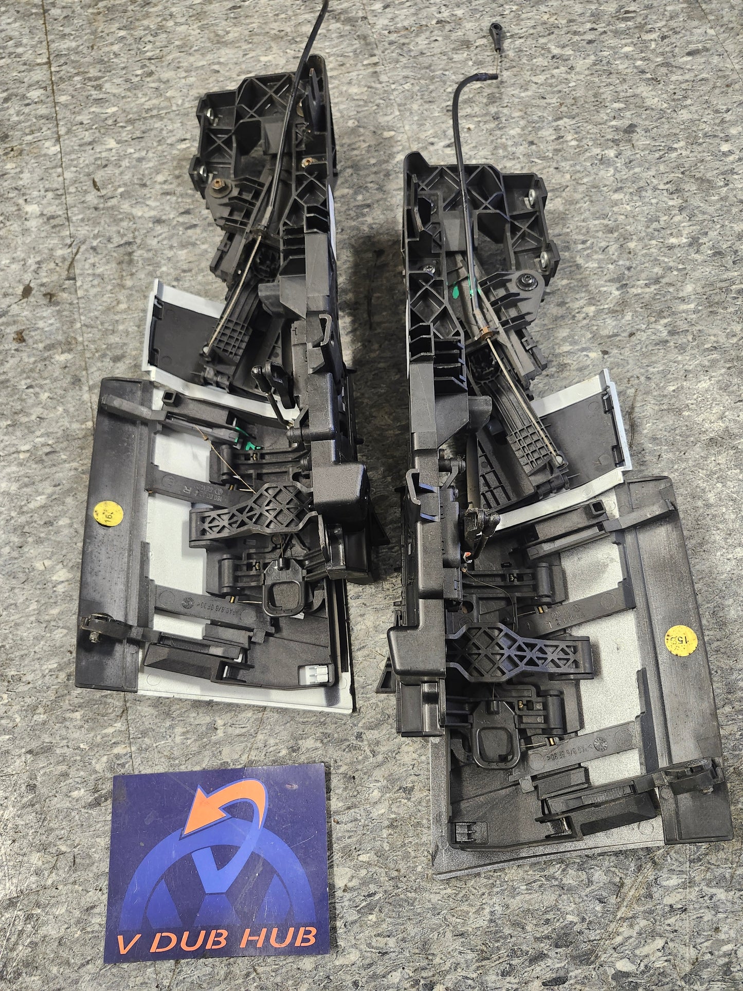 2004 Beetle Convertible Flaps 1Y0868851B 1Y0868852B