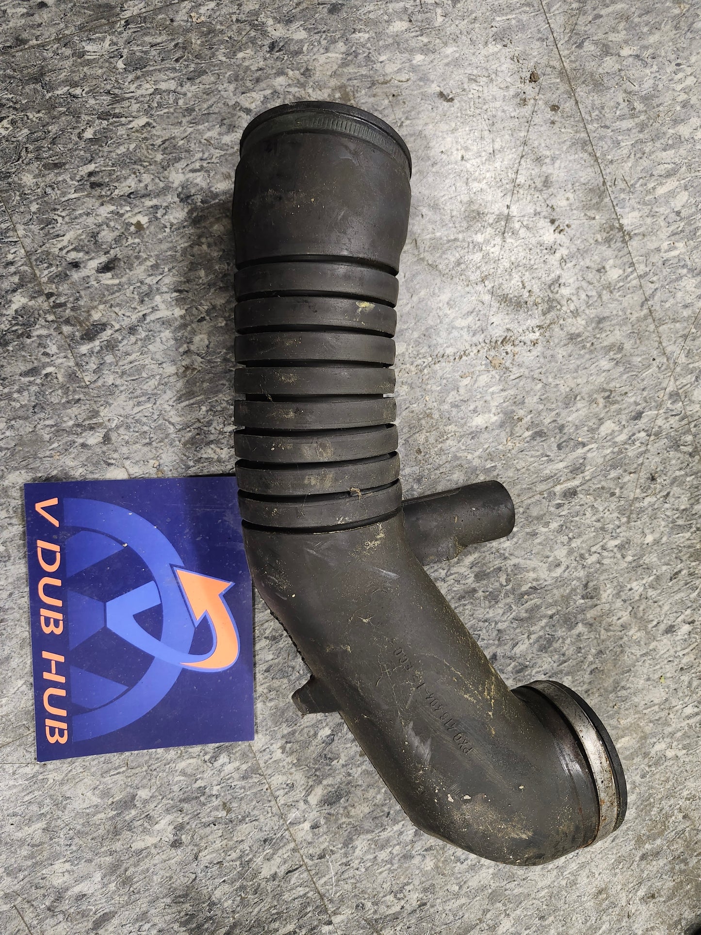 B4 2L intake hose 1HM129627D