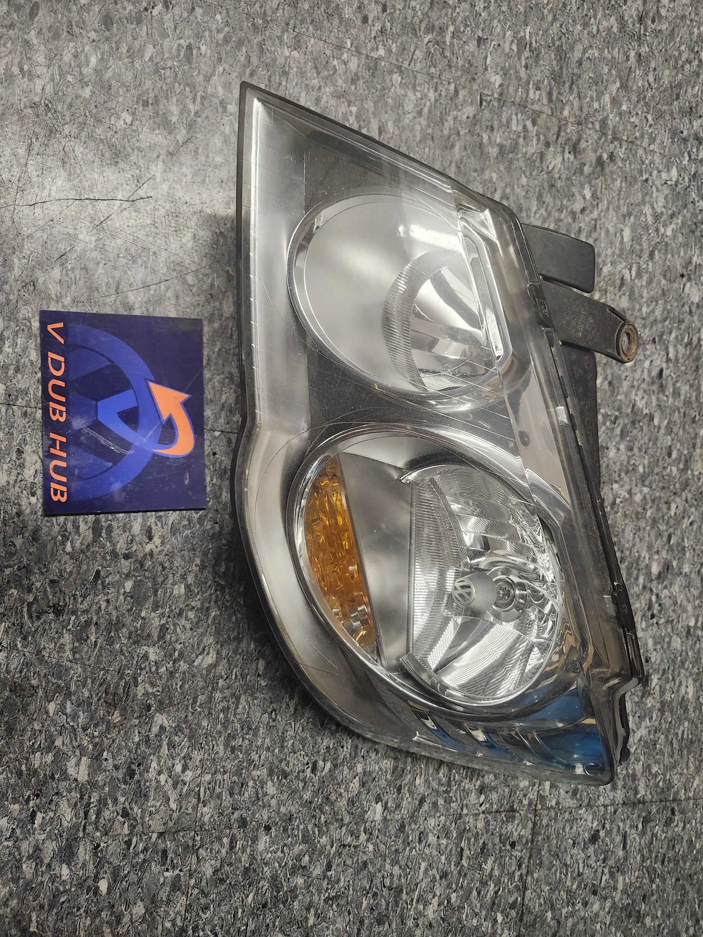 08-10 Golf City Driver HEADLIGHT