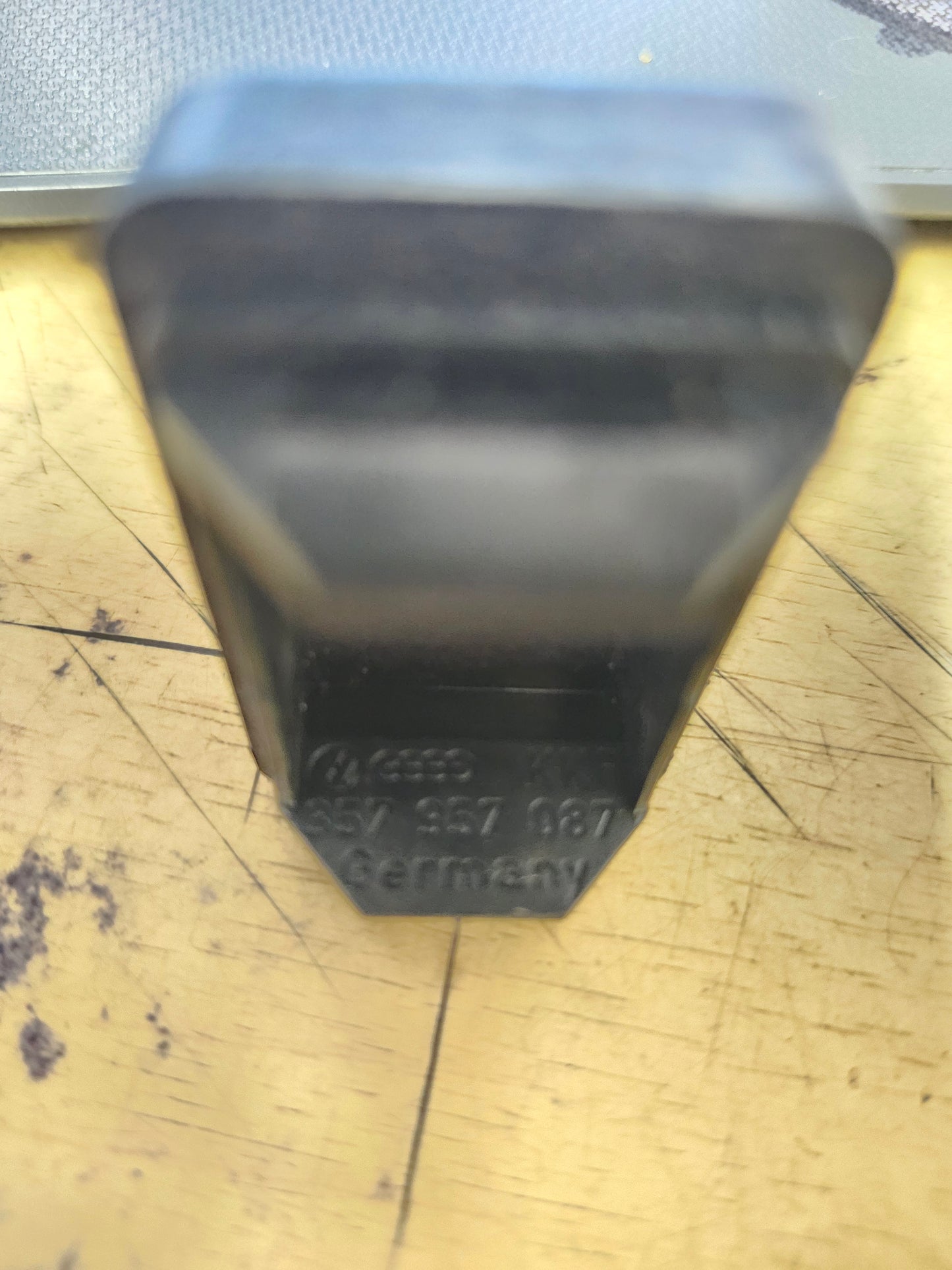 T4 B3 MK2 Dash Blank PLATE 357957087