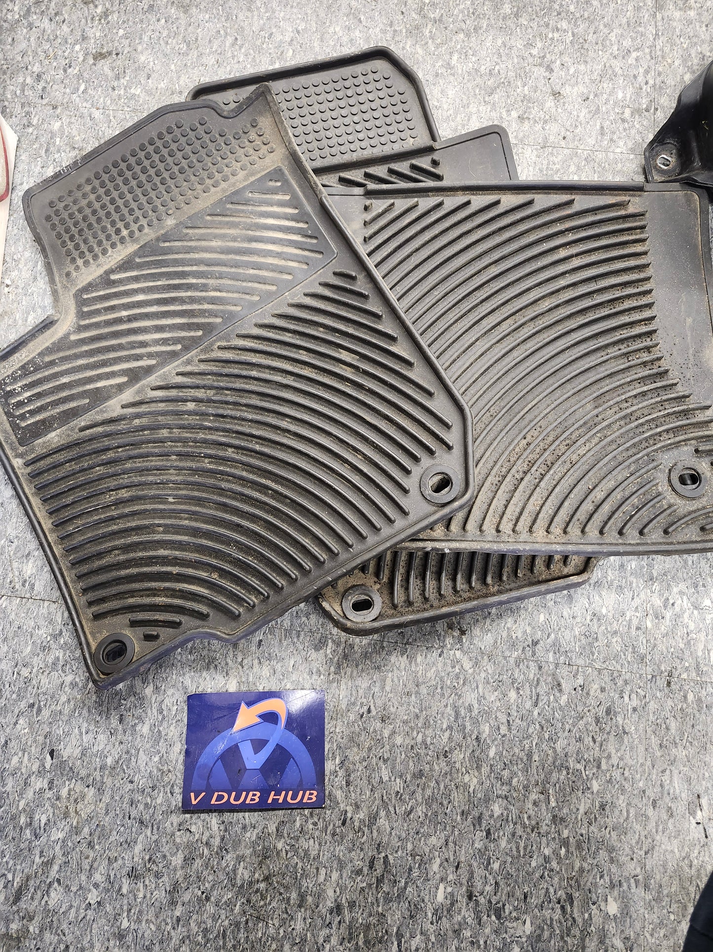 MK4 Jetta Diamond/Oblong Monster MATS