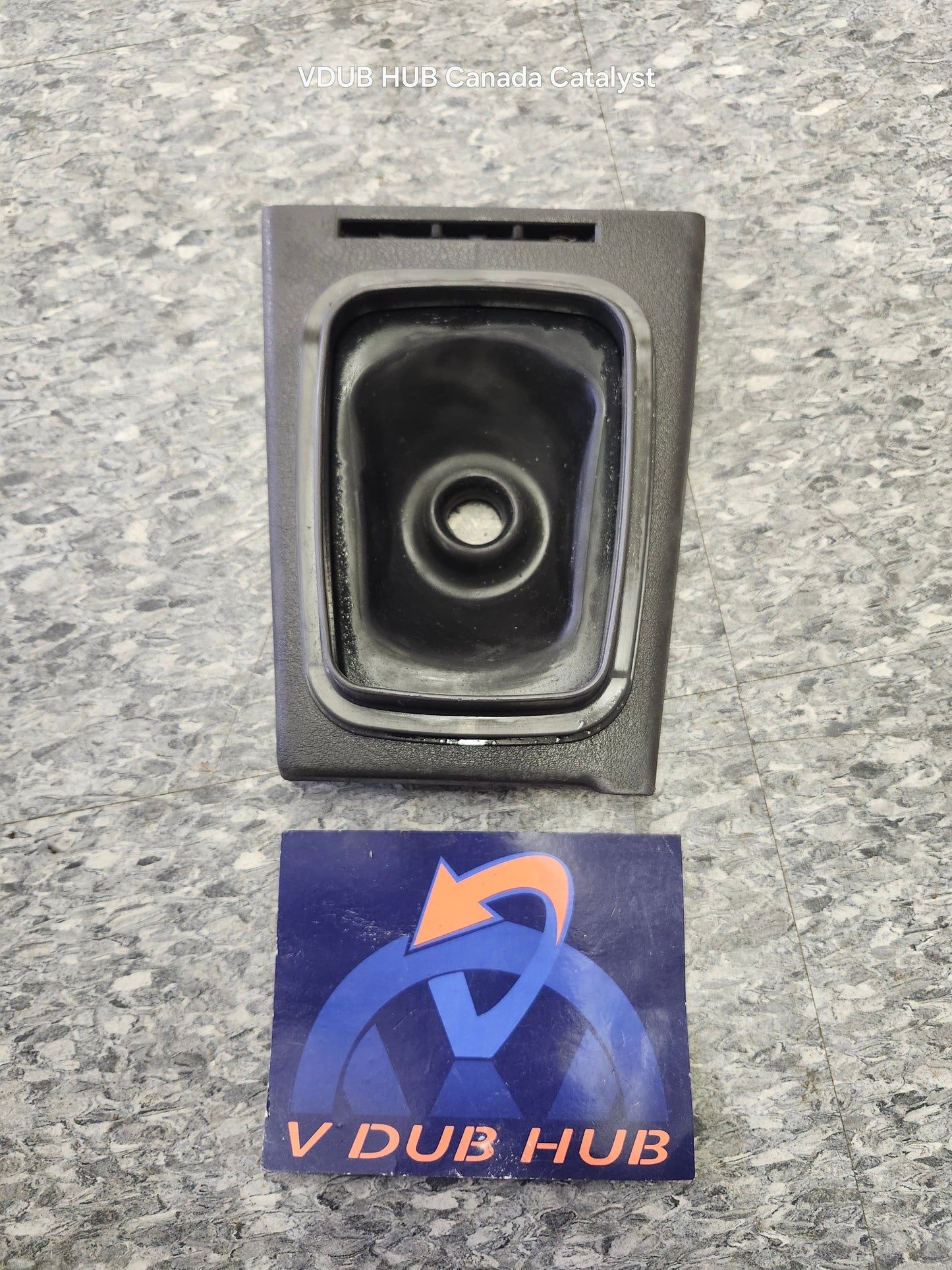 B3 SHIFT COVER 357863209A 357864219