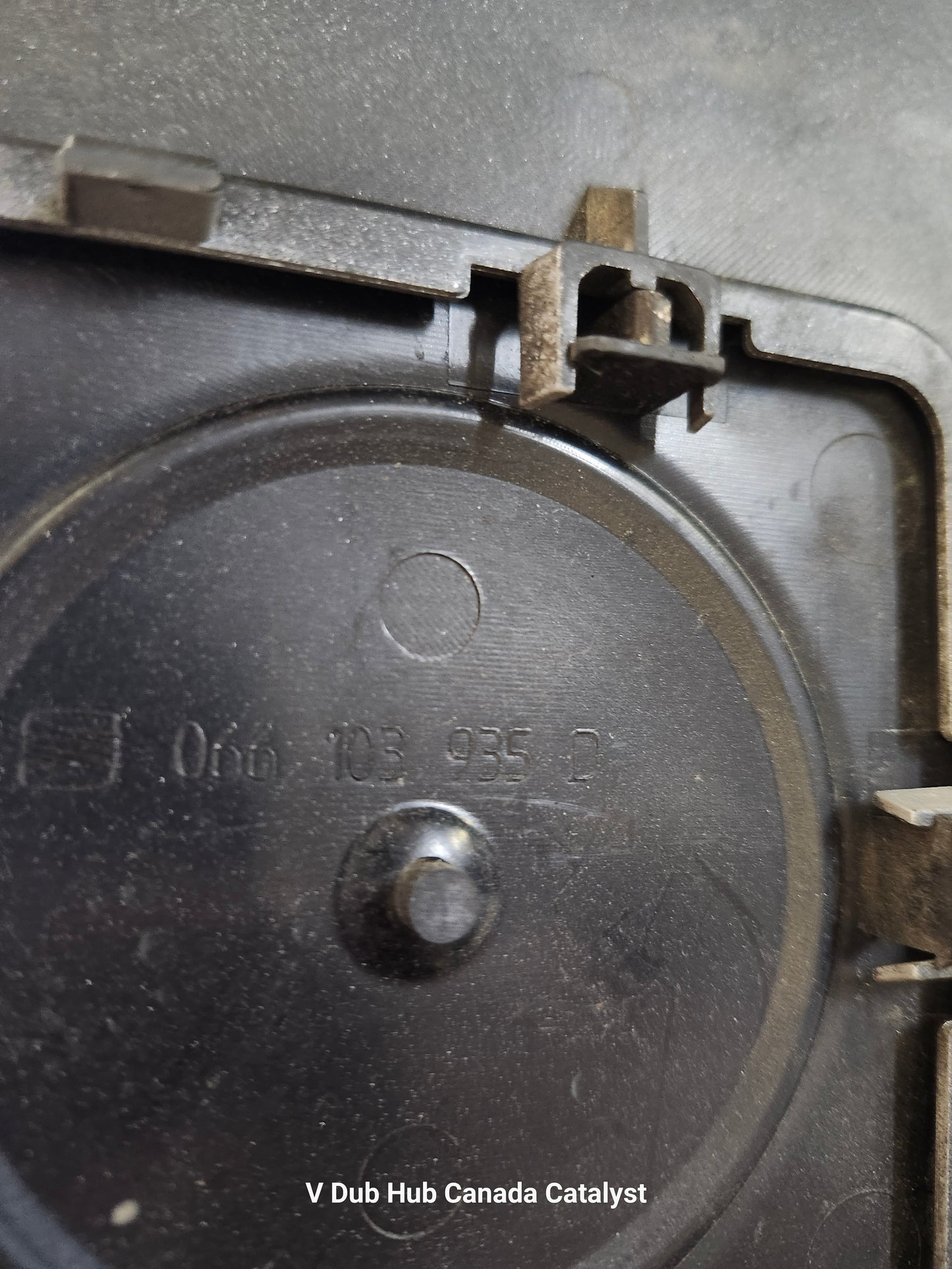 MK4 VR6 24V Centre Engine COVER 022103935M