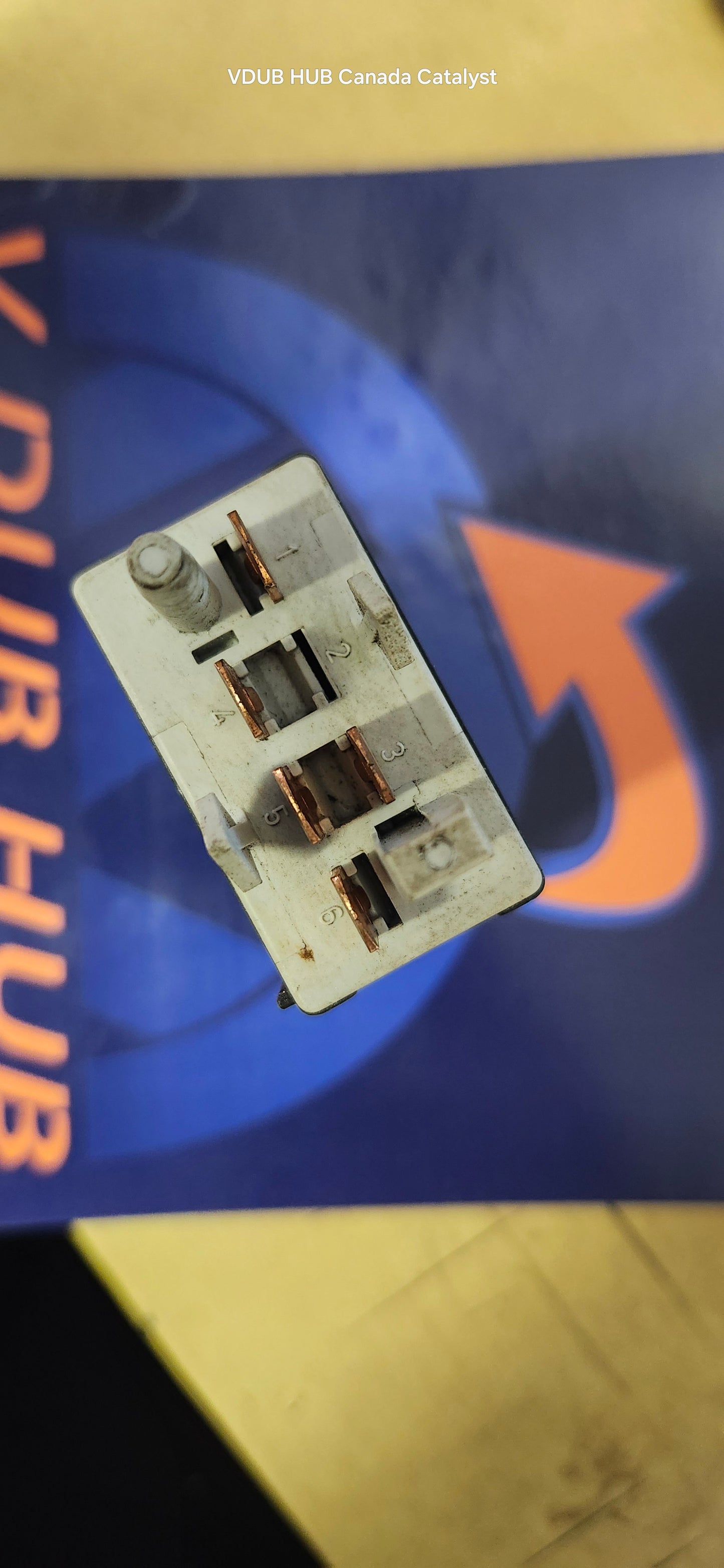 T4 Emergency SWITCH 7D0941435