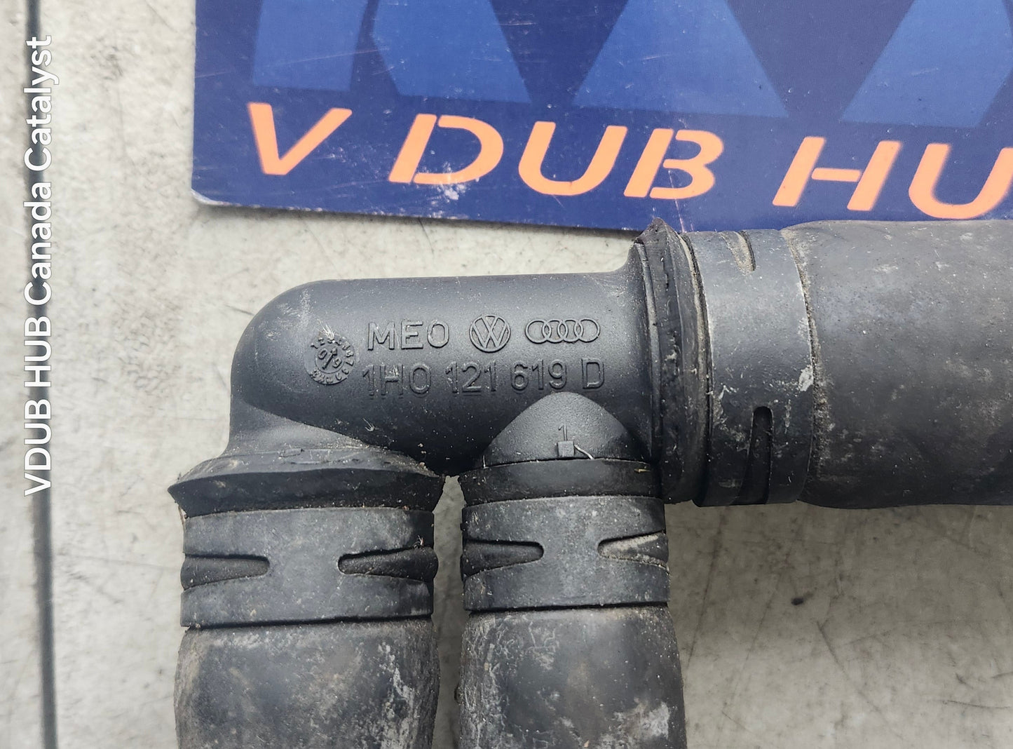 B3 B4 MK3 lower radiator coolant flange 1H0121619D