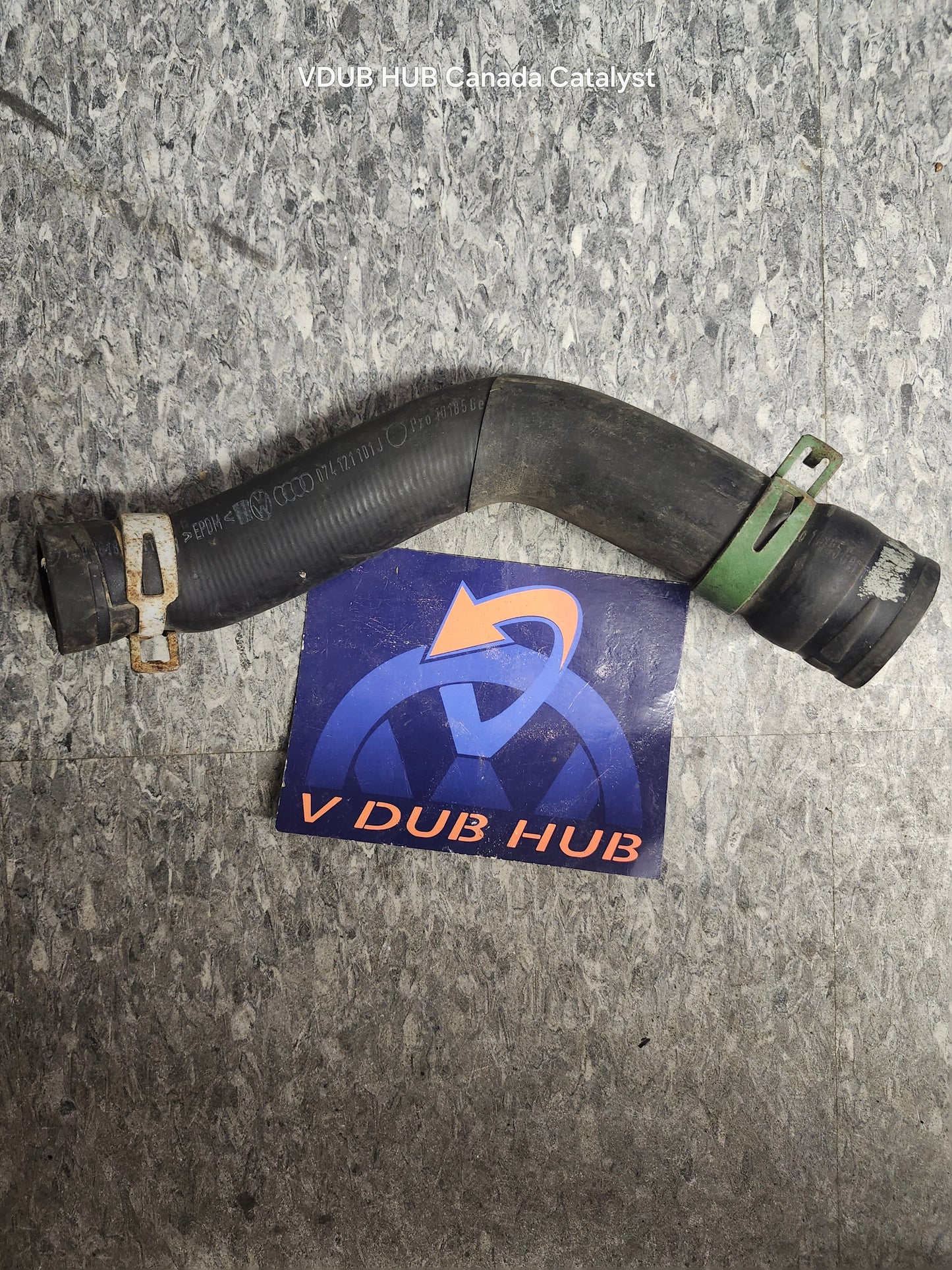 T4 Upper Radiator Coolant HOSE 074121101J