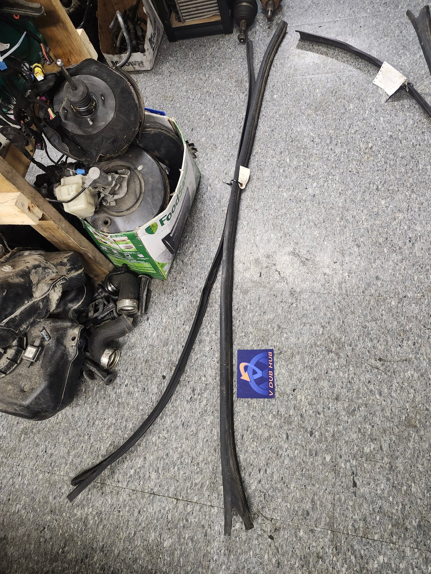 Mk4 jetta sedan roof weatherstripping