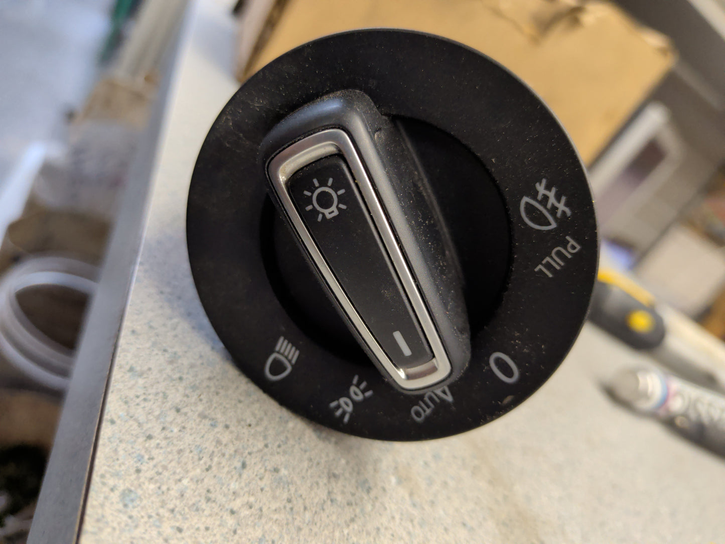 Mk7 GTI headlight switch 5GM941431B