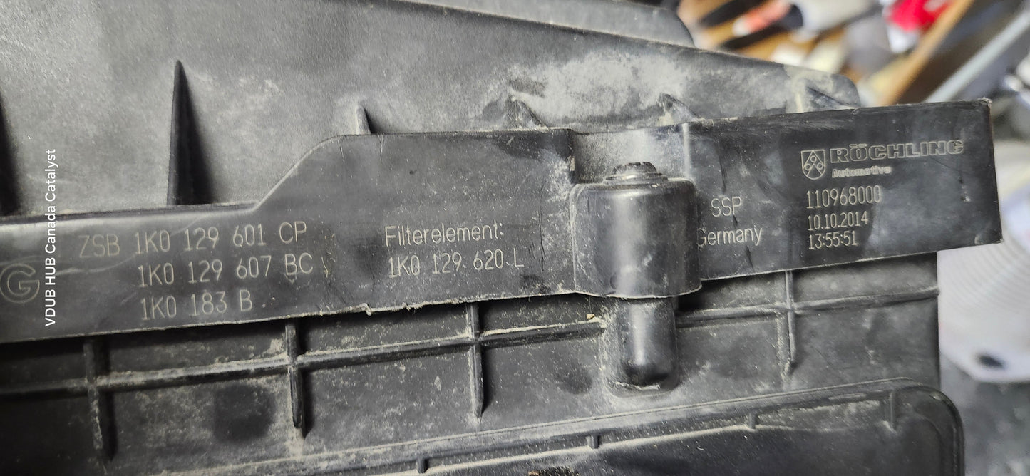 2015 B7 TDI Airbox 1K0129607BC