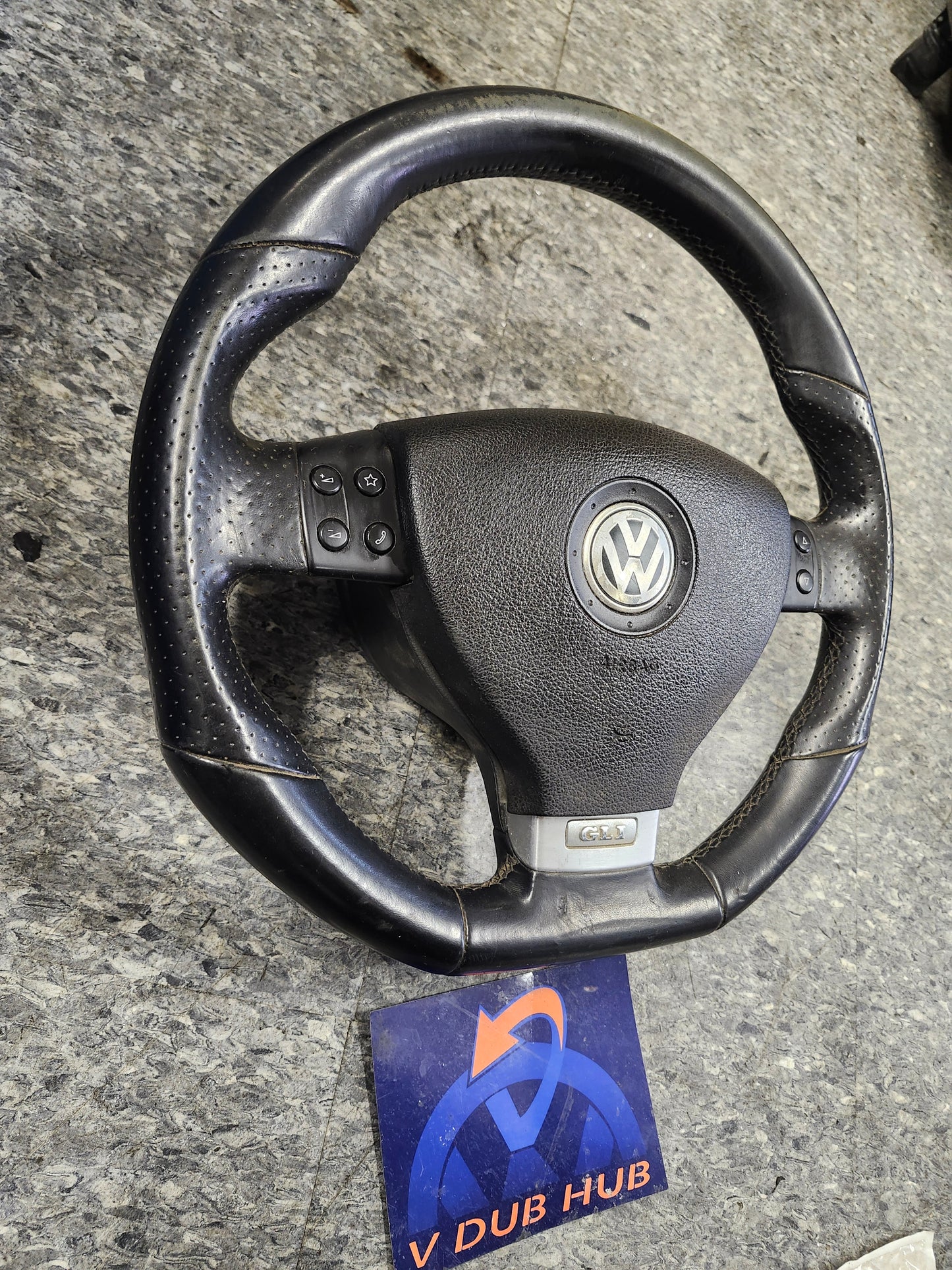 MK5 GLI 3 spoke STEERING WHEEL