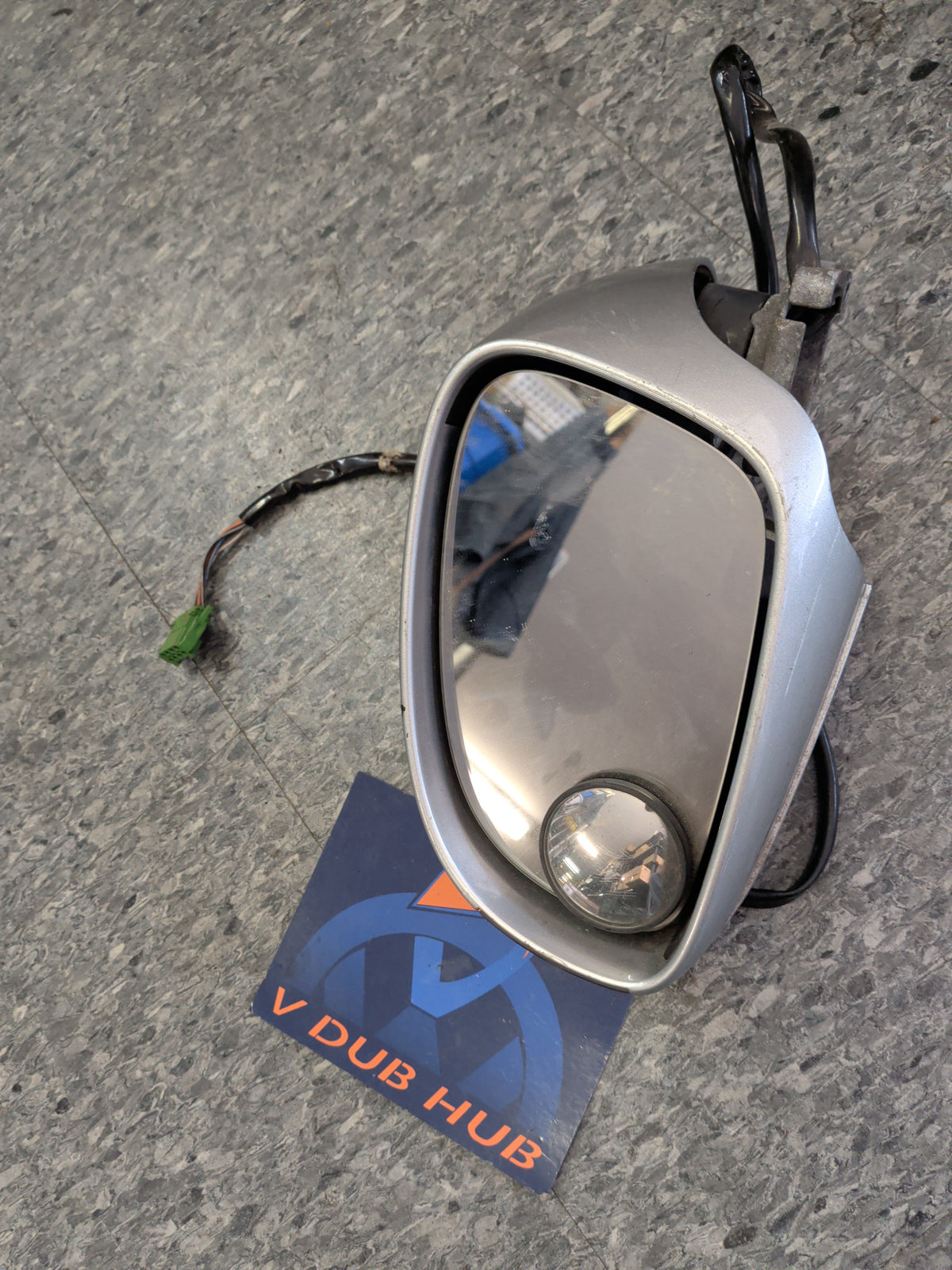 New Beetle Driver Side MIRROR LA7W