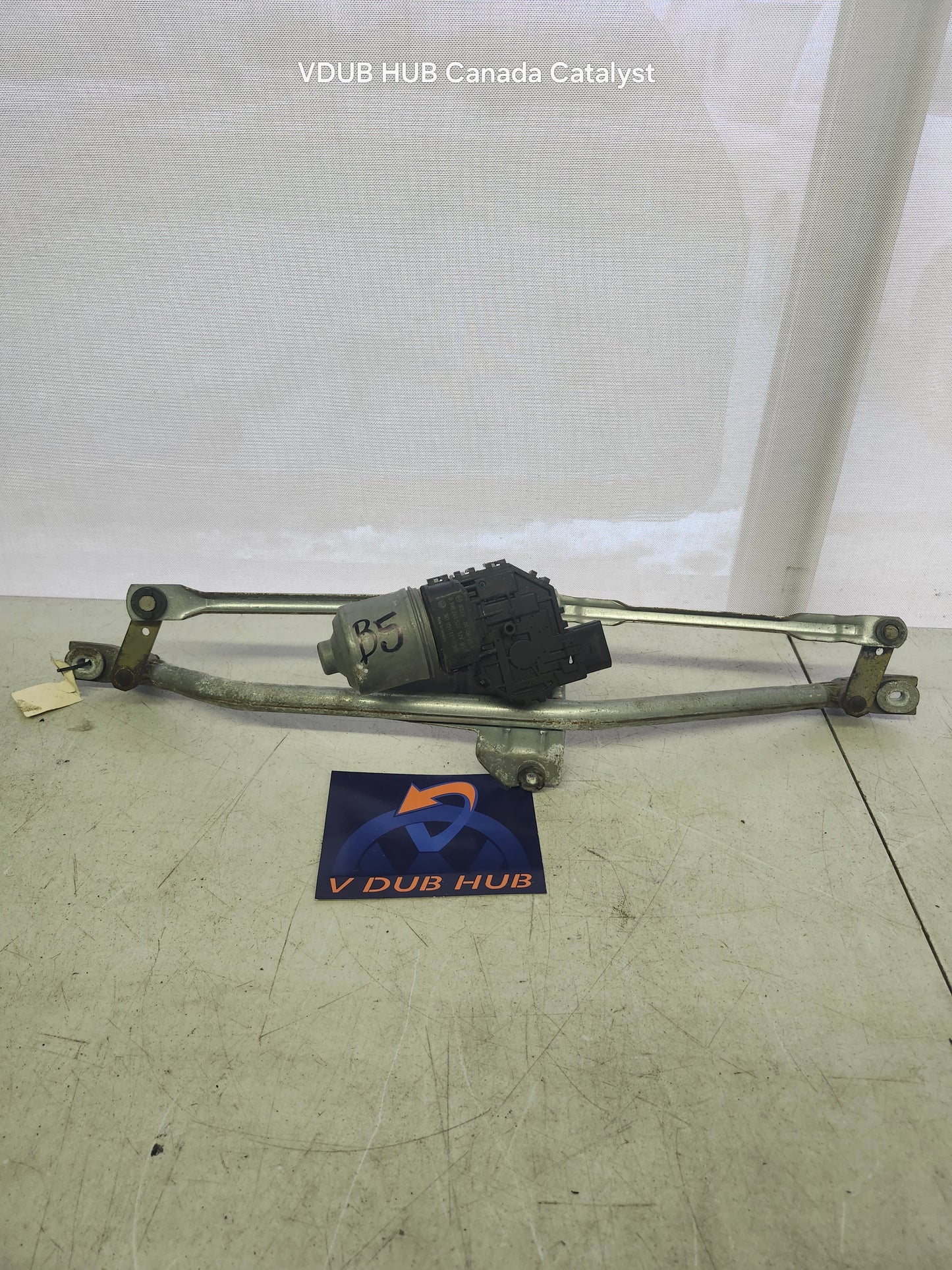 B5 B5.5 WIPER MOTOR assembly 3B1955113D