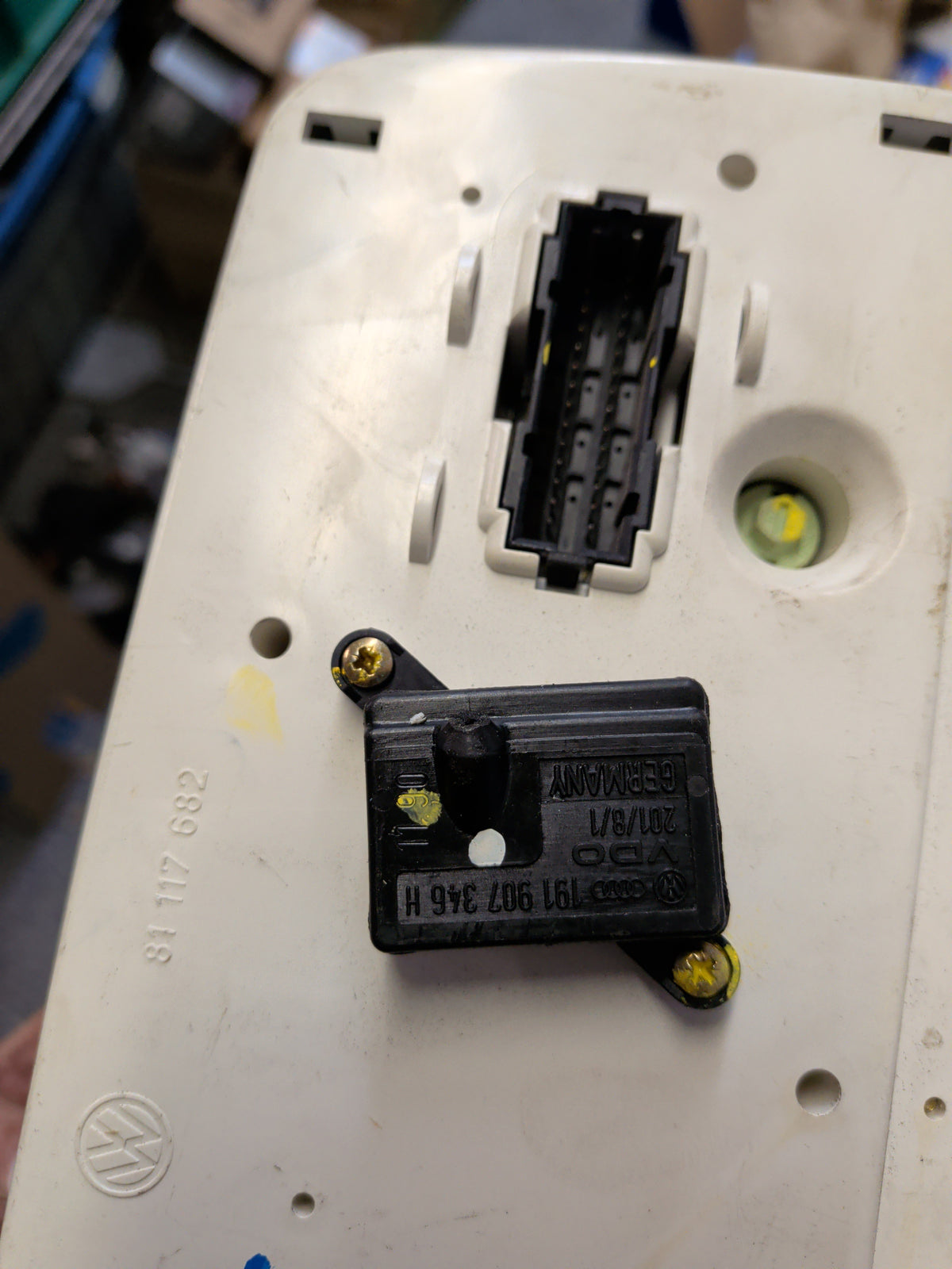 Corrado Instrument CLUSTER