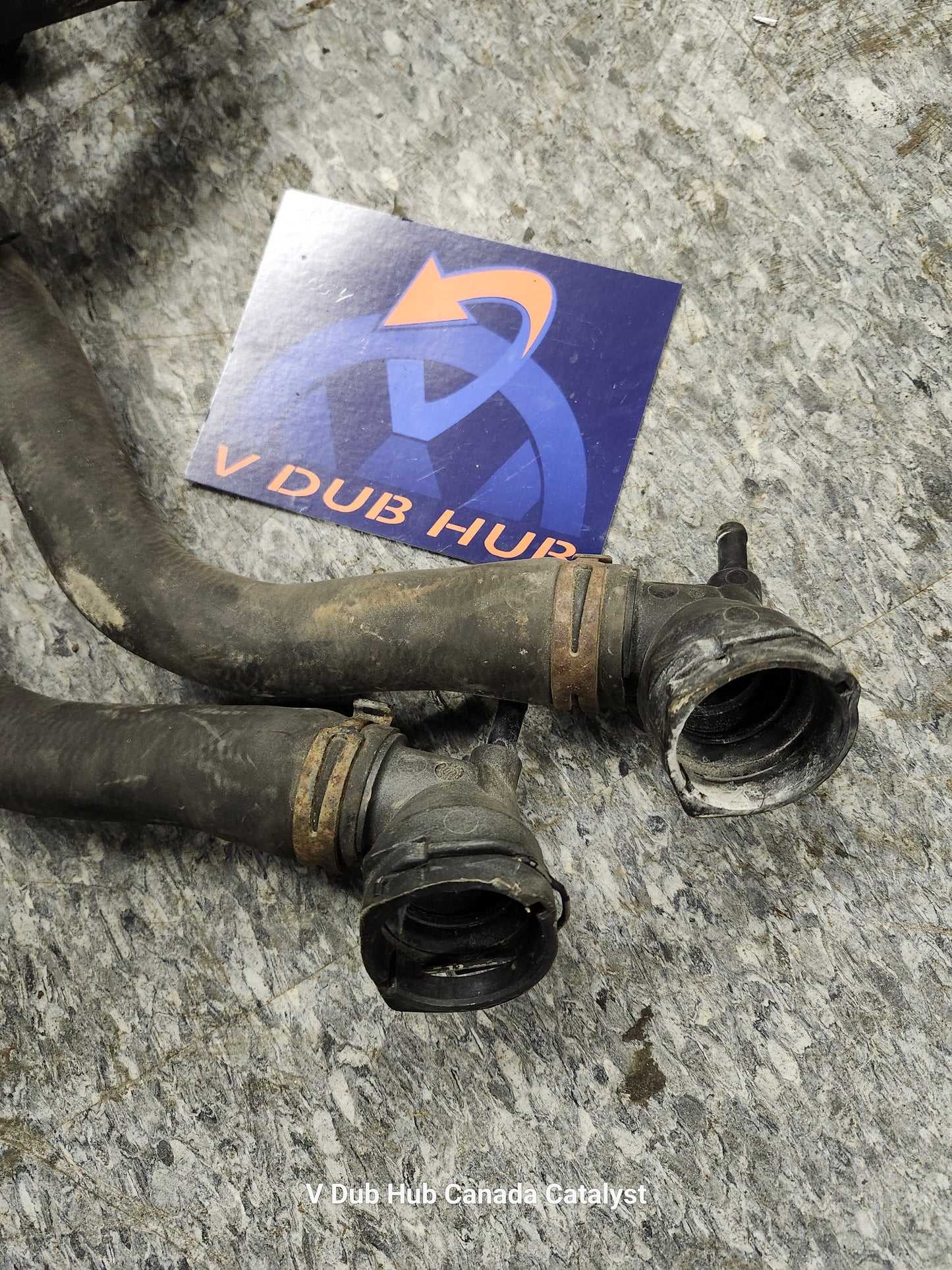 Coolant pipe + OEM GTI upper coupling / connector piece 300 122 291