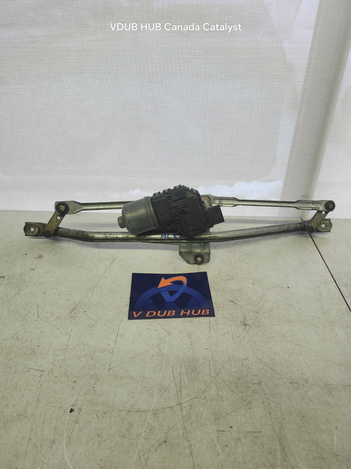 B5 B5.5 WIPER MOTOR ASSEMBLY 3B1955113D