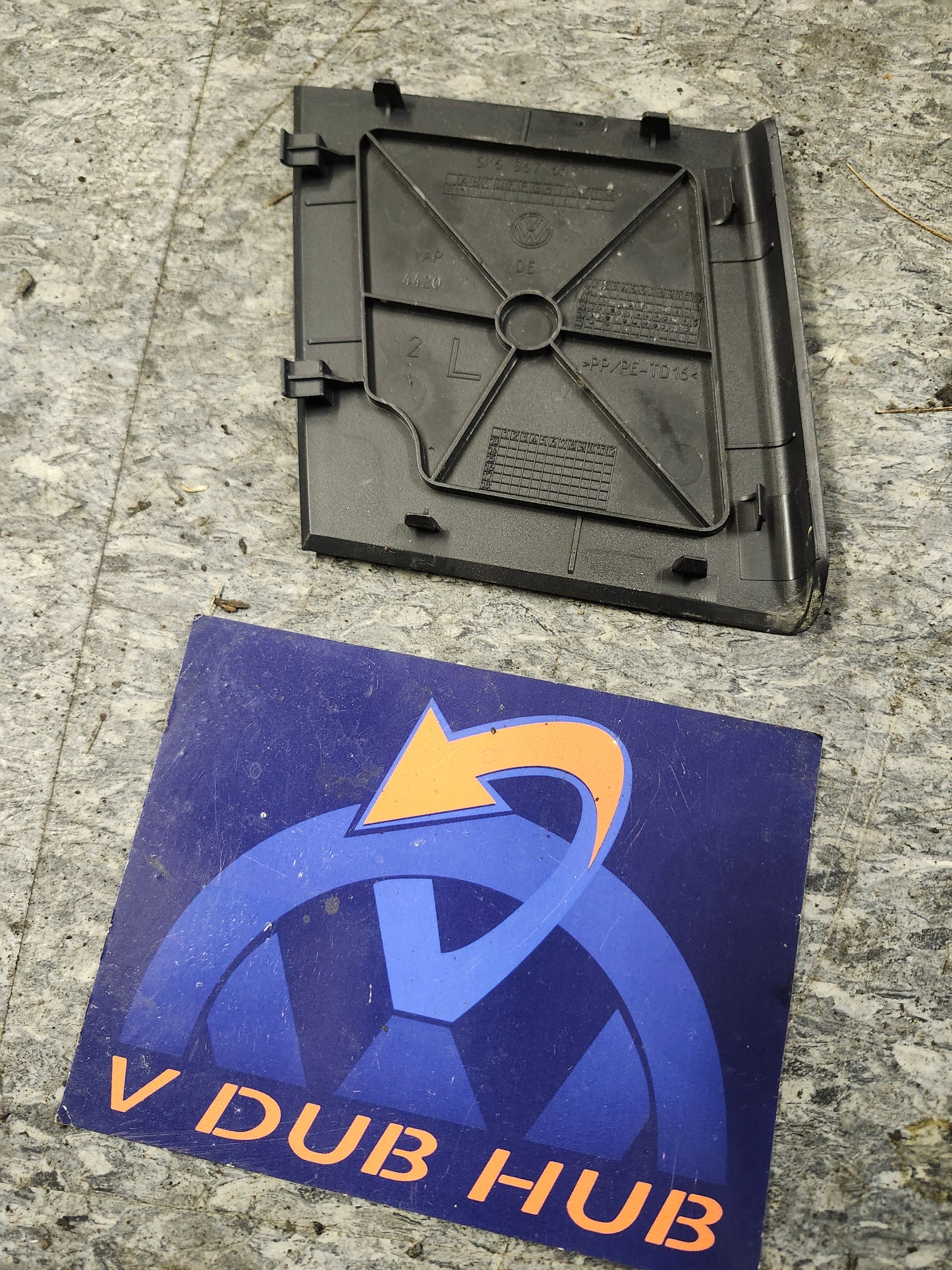 Mk6 golf hatch bulb cover