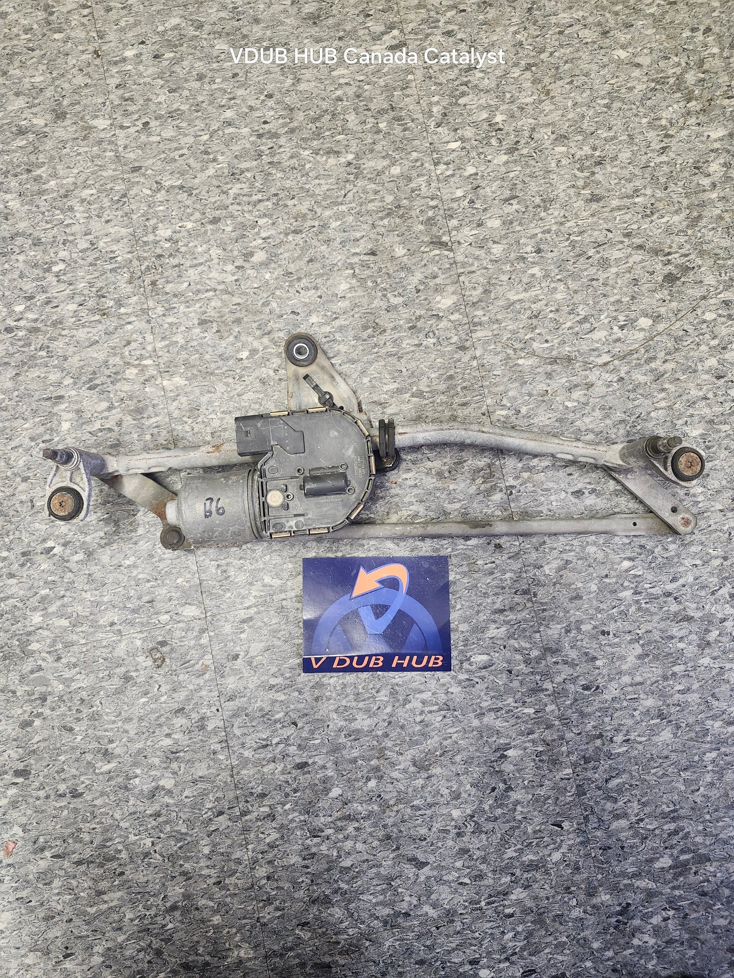 B6 PASSAT FRONT WIPER MOTOR ASSEMBLY 3C1955023B