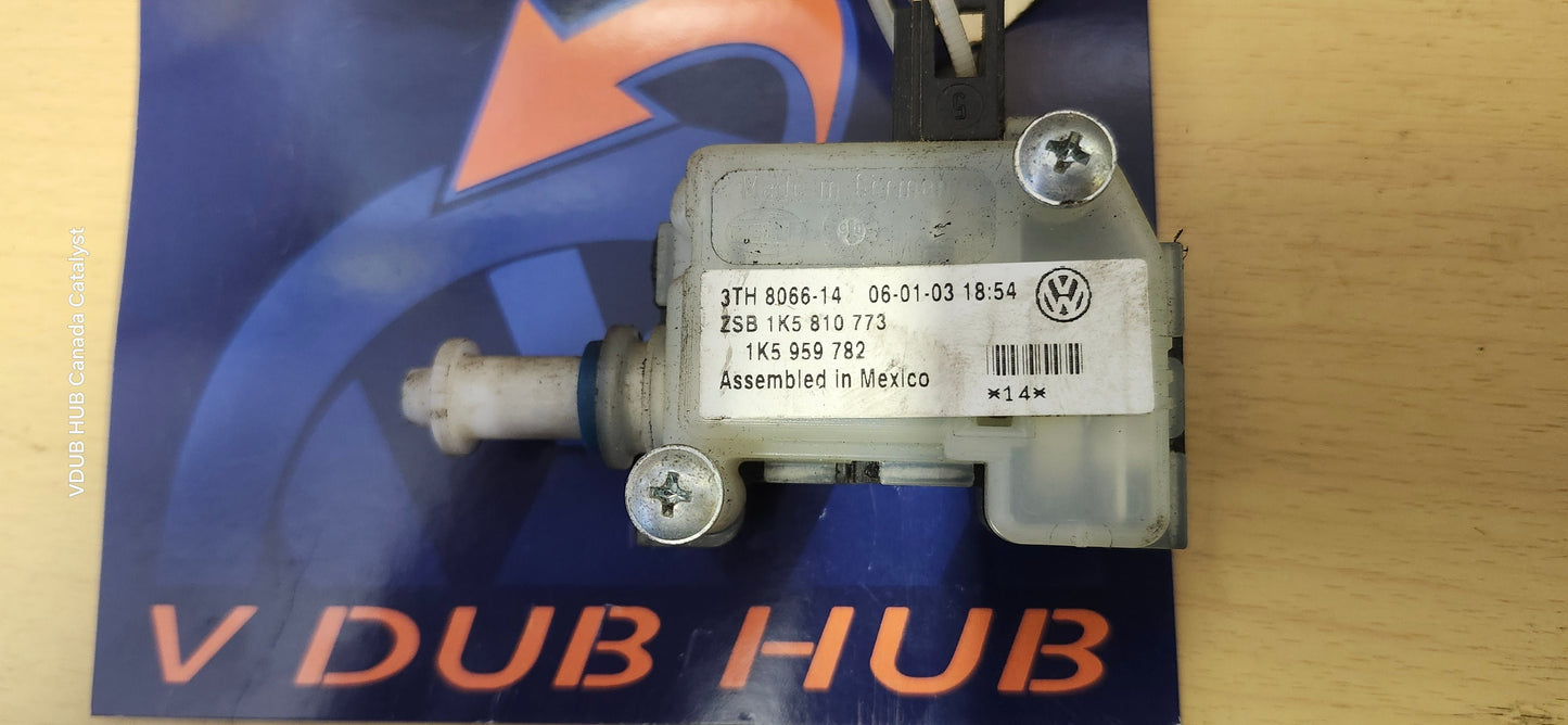 MK5 Jetta Fuel Door Actuator 1K5810773