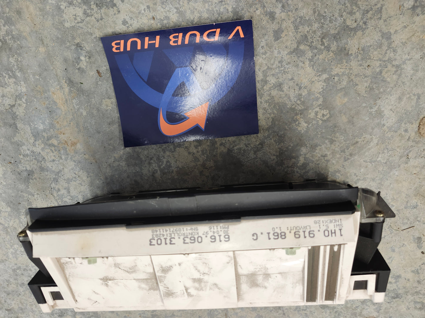 MK3 Jetta Instrument CLUSTER 1HM919861/812004091B