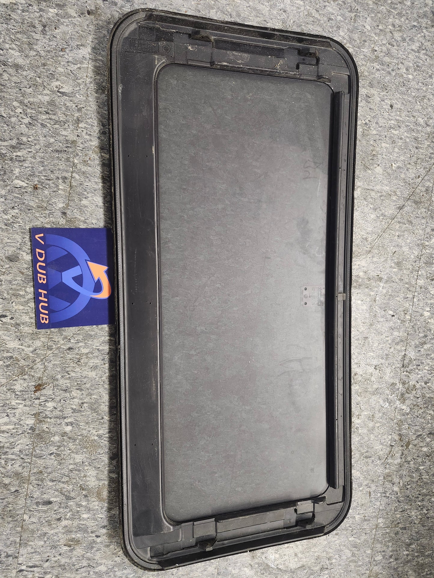 B4 sunroof glass