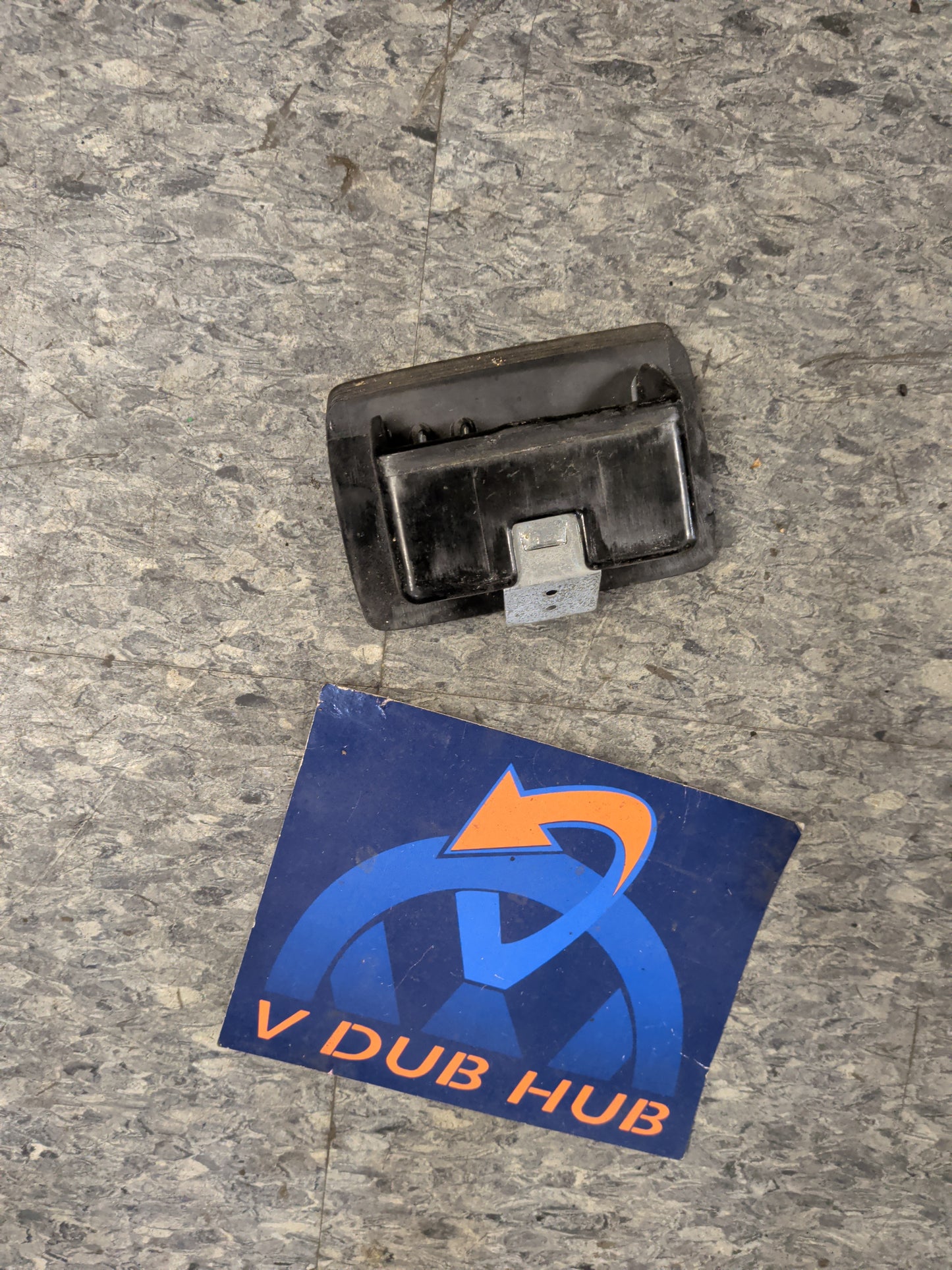 861857421a ash tray