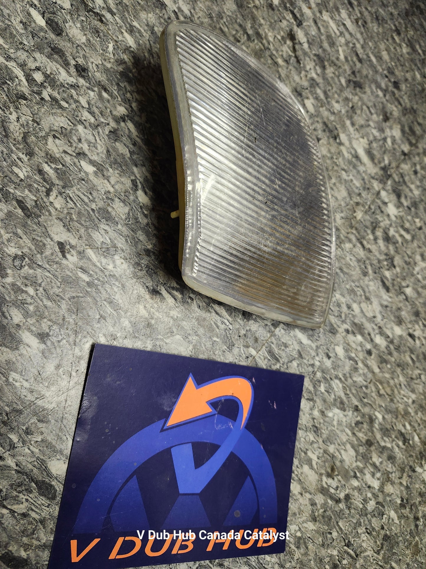 B4 passat front reflector lens