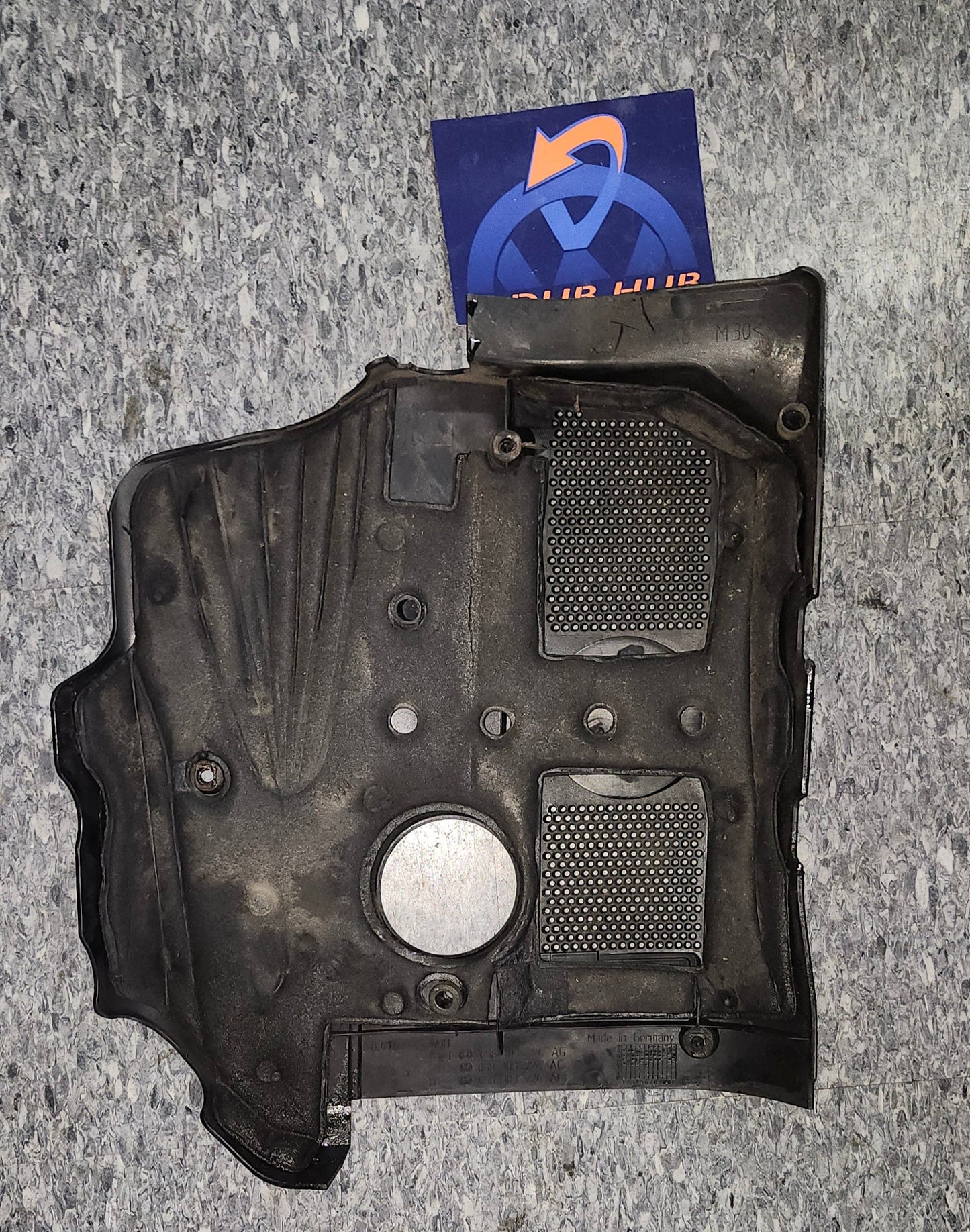 B5.5 1.8T Engine COVER 058103724AC