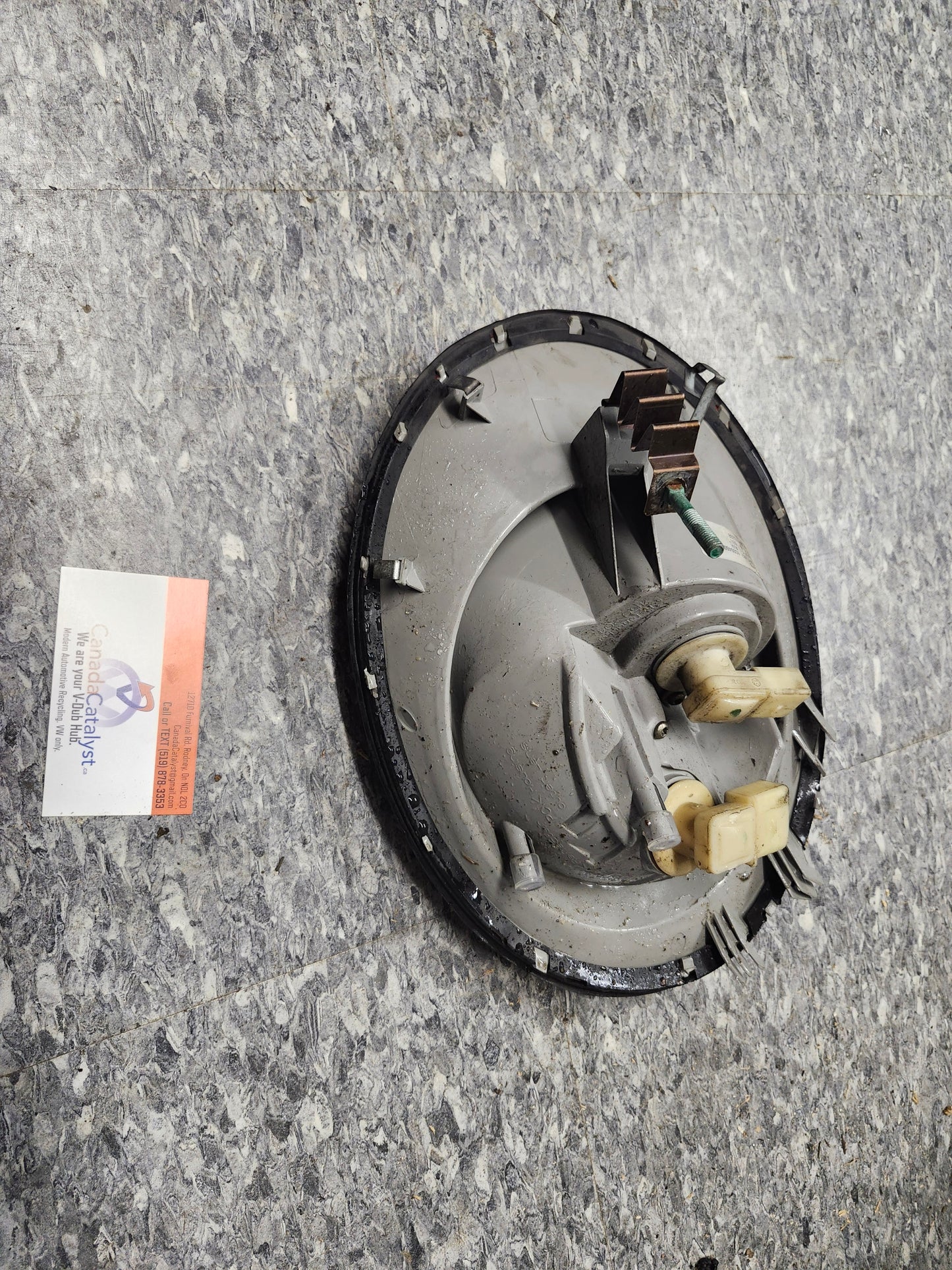 06-10 New Beetle pass TAIL LIGHT