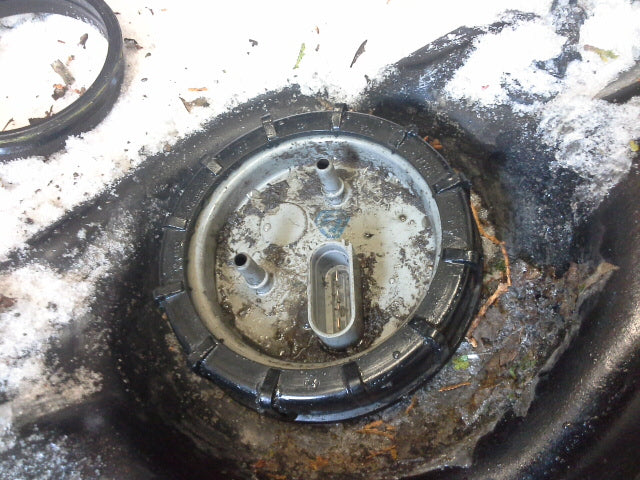 MK4 BEW TDI IN TANK FUEL PUMP Lift Pump