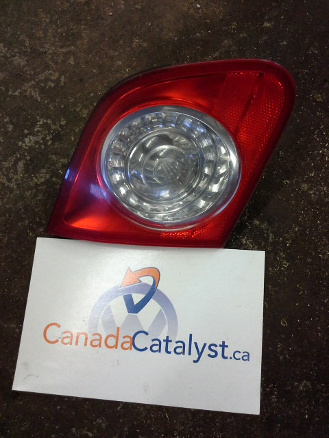 B6 Driver Inner Trunk TAIL LIGHT 3C5945093F