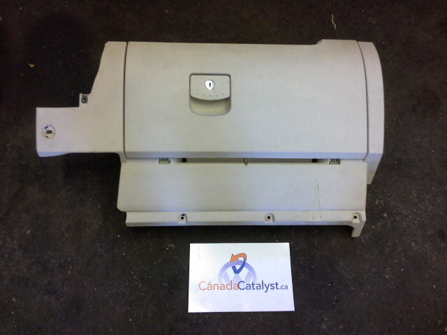 New Beetle GLOVEBOX