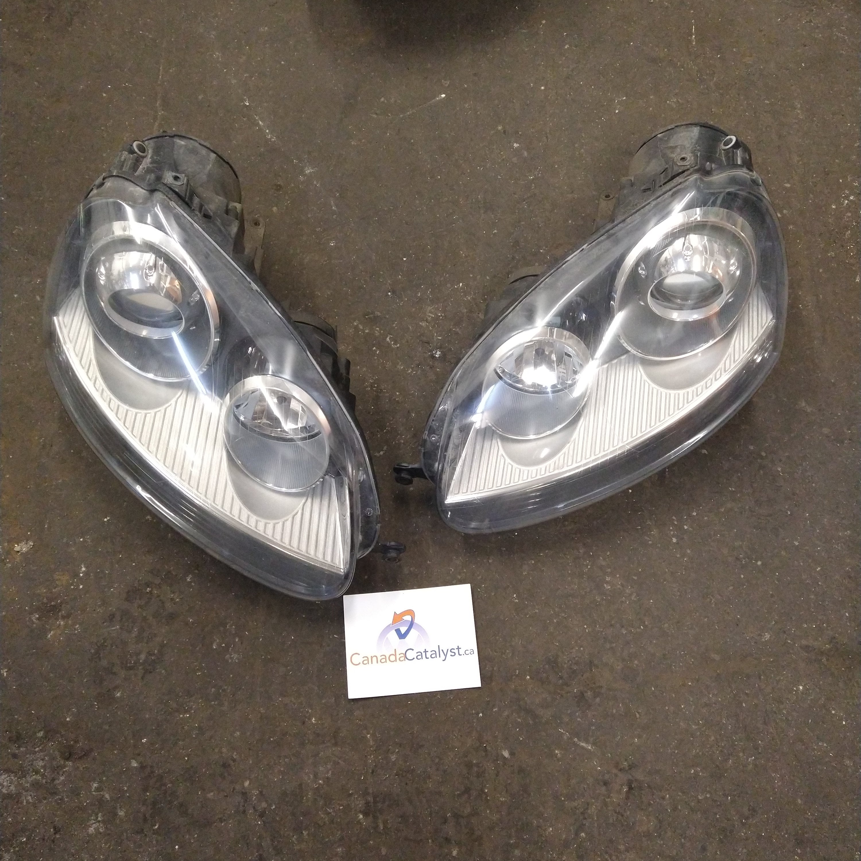 MK5 GTI Xenon HEADLIGHT SET V DUB HUB