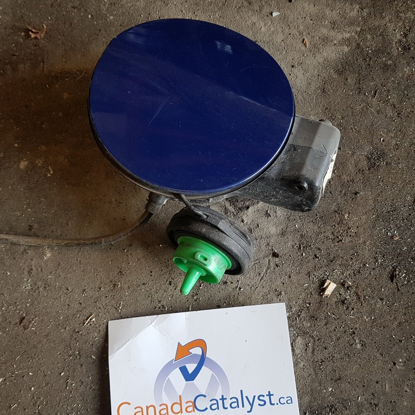 B6 Fuel DOOR LC5E 3C5809857A