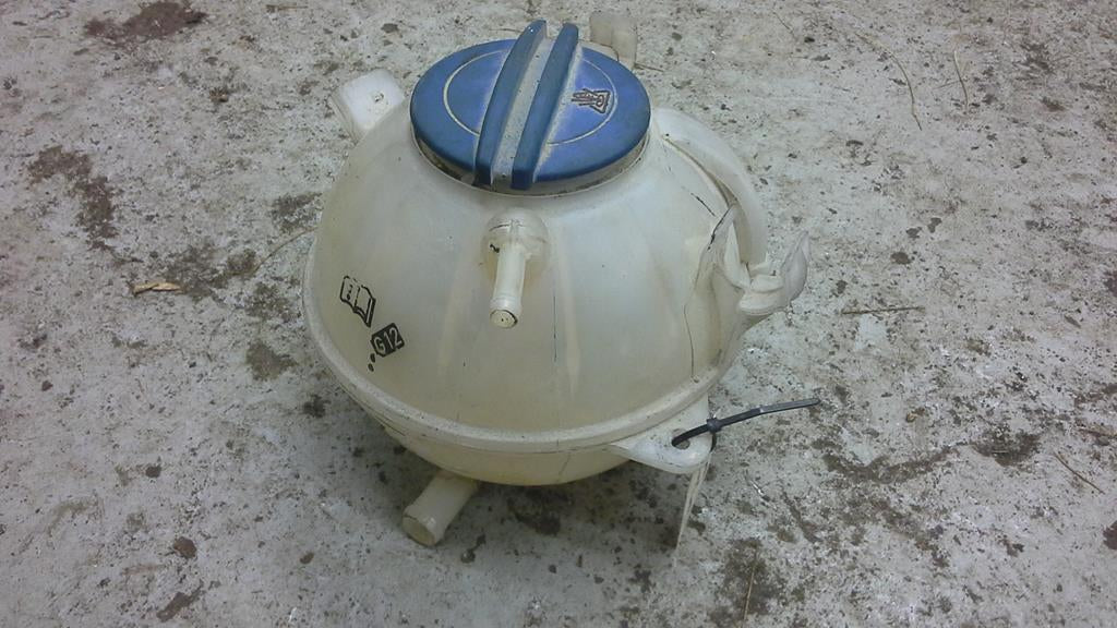 MK5 Jetta/Rabbit Coolant BOTTLE 1K0121407A - V DUB HUB