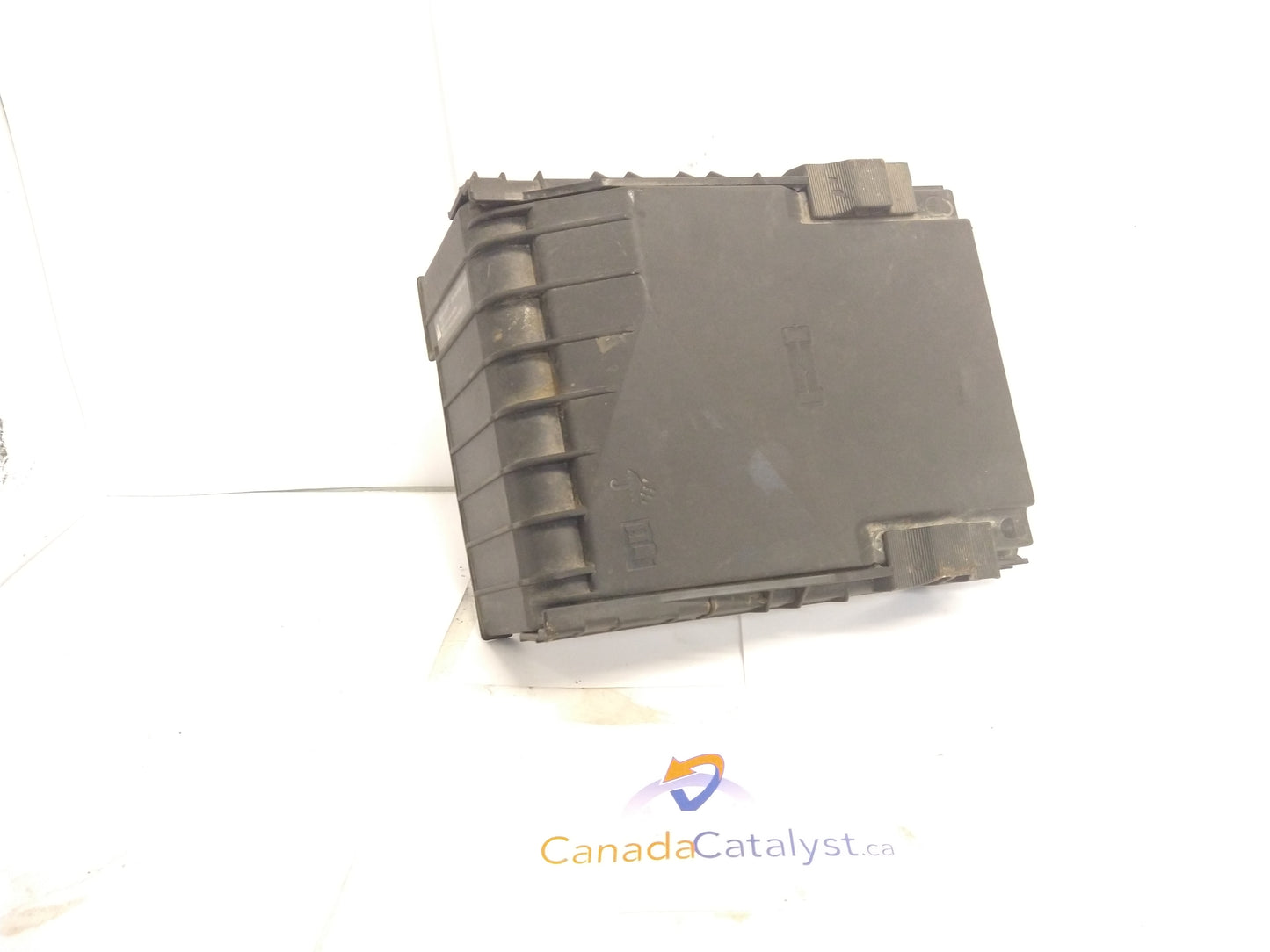 MK5 Golf Engine Fuse PANEL